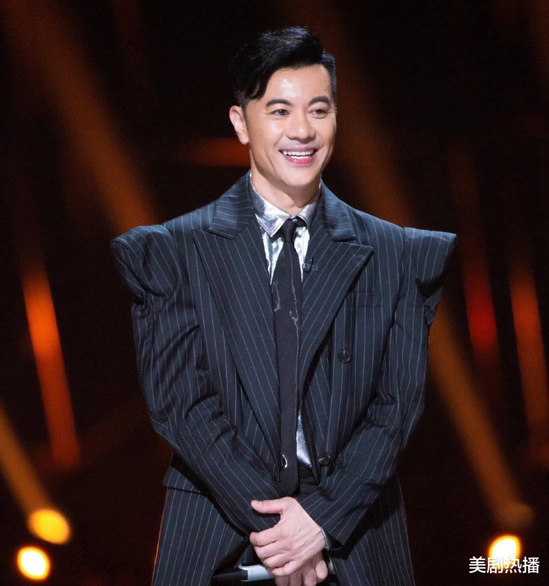 Tran Tieu Xuan thang Anh trai vuot moi chong gai anh 26