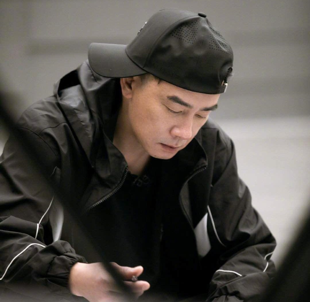 Tran Tieu Xuan thang Anh trai vuot moi chong gai anh 5