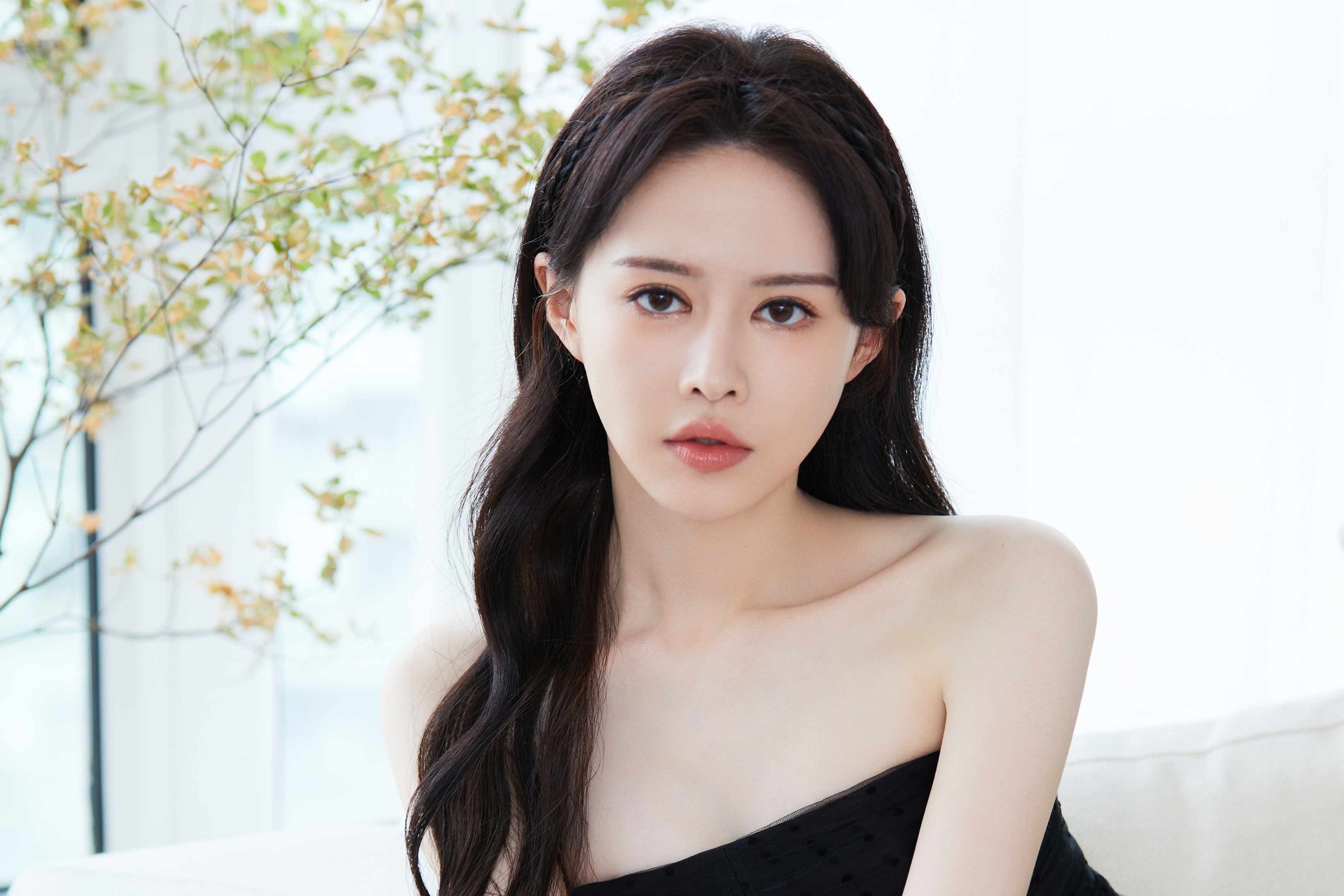 My nhan moi cua 'Y Thien Do Long ky' ban dien anh hinh anh