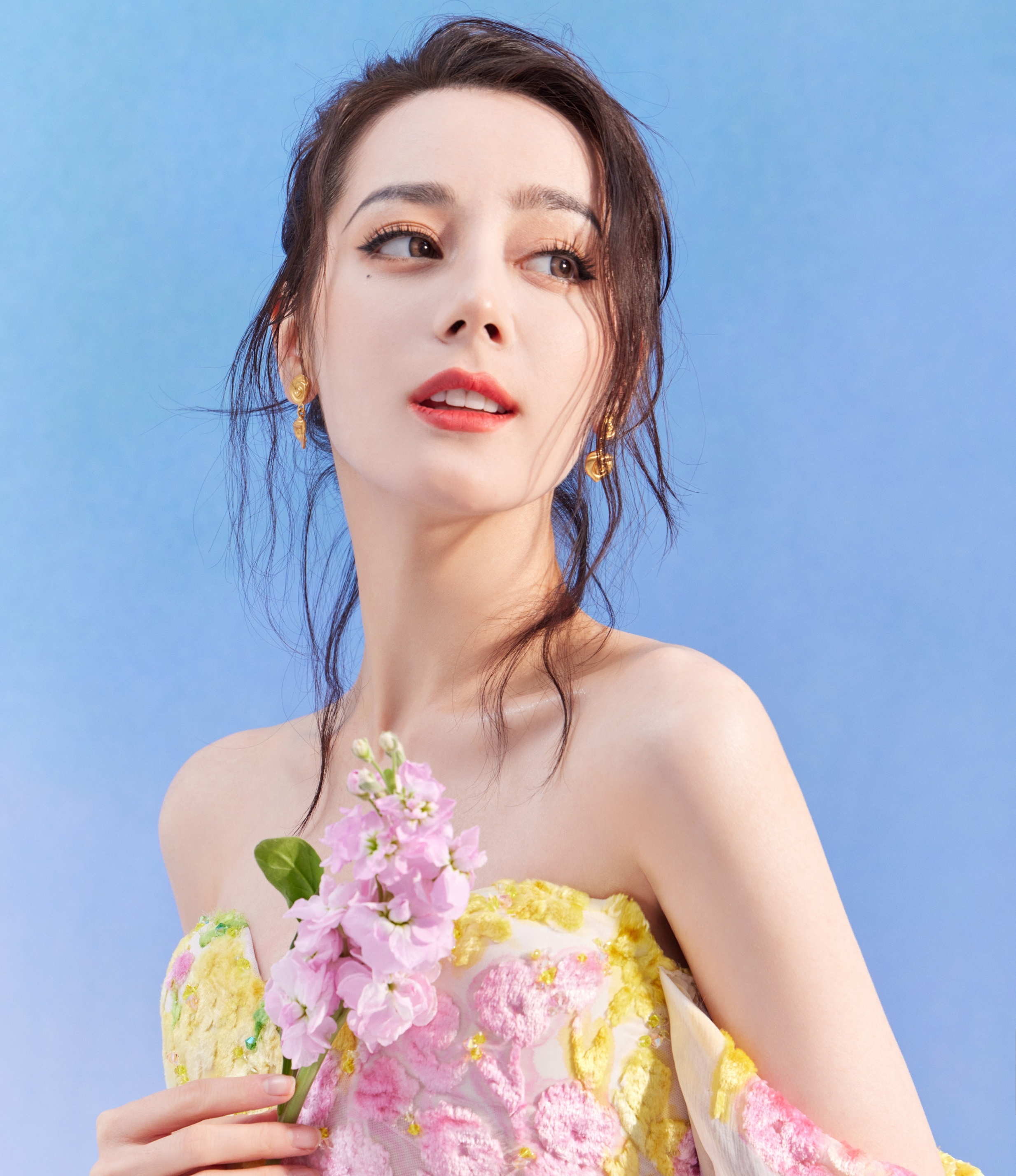 Triệu Lệ Dĩnh bị cấm phát ngôn ảnh 3 Trieu Le Dinh bi cam phat ngon anh 3