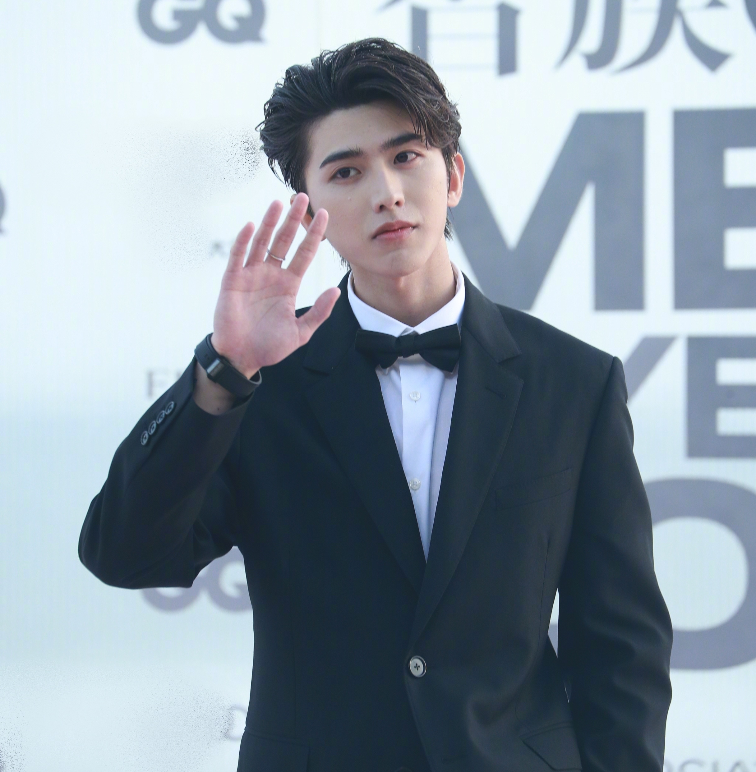 Angelababy cam dua phep thuat trong su kien GQ anh 14