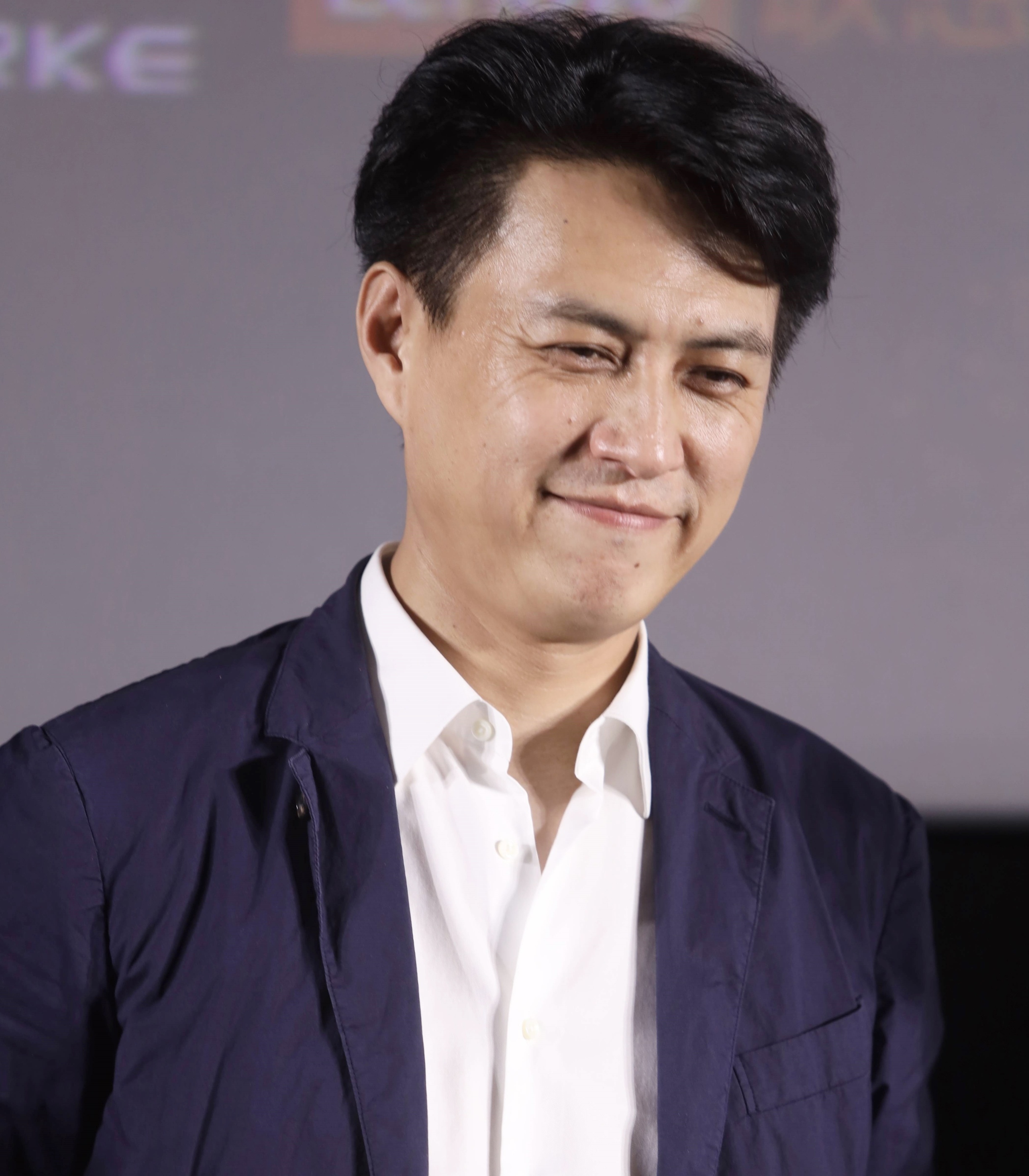 fan cuong cua Can Dong bo nha anh 3