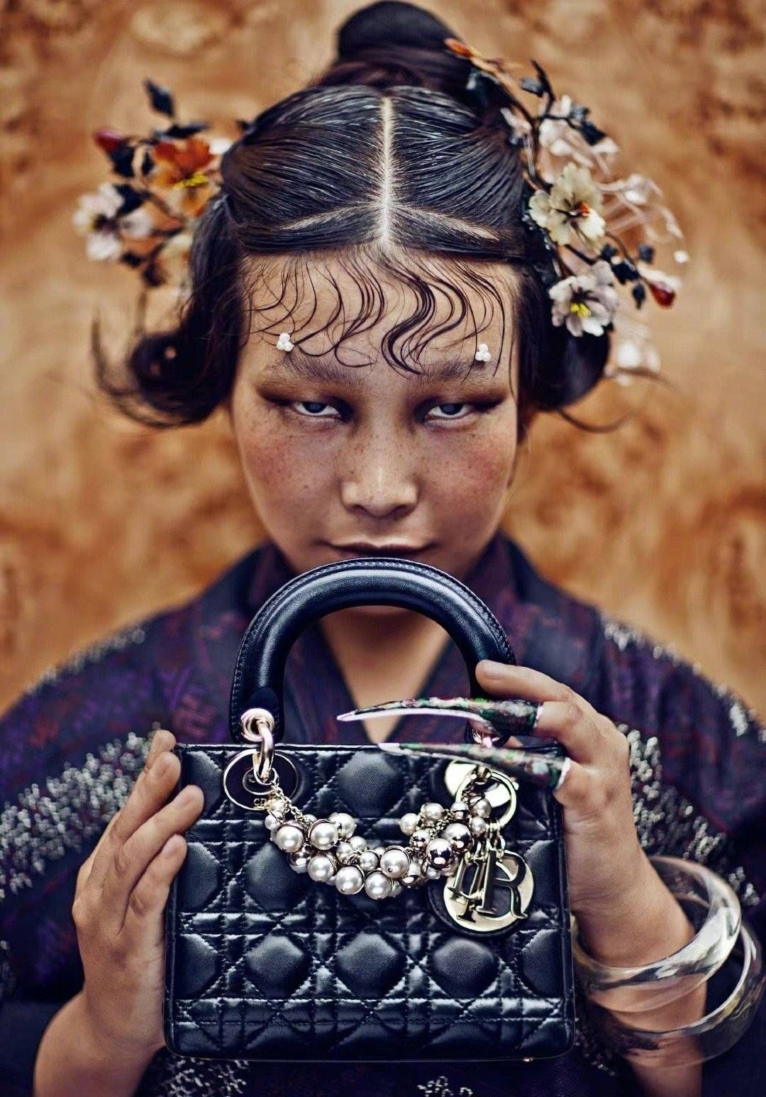 Tran Man xin loi anh 1