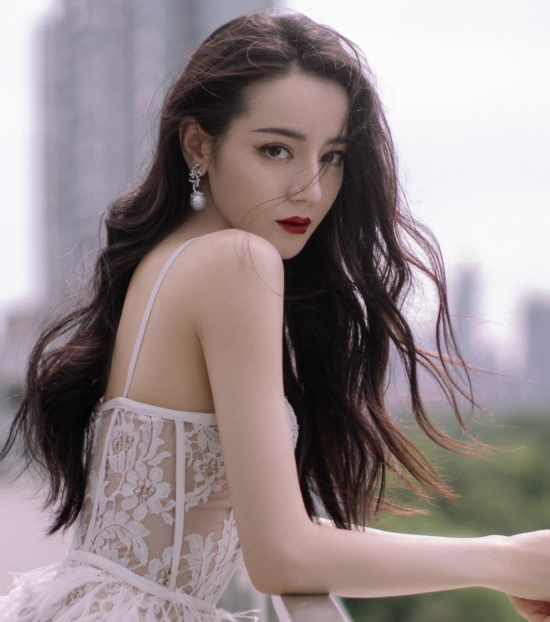 Dich Le Nhiet Ba thang kien anh 1