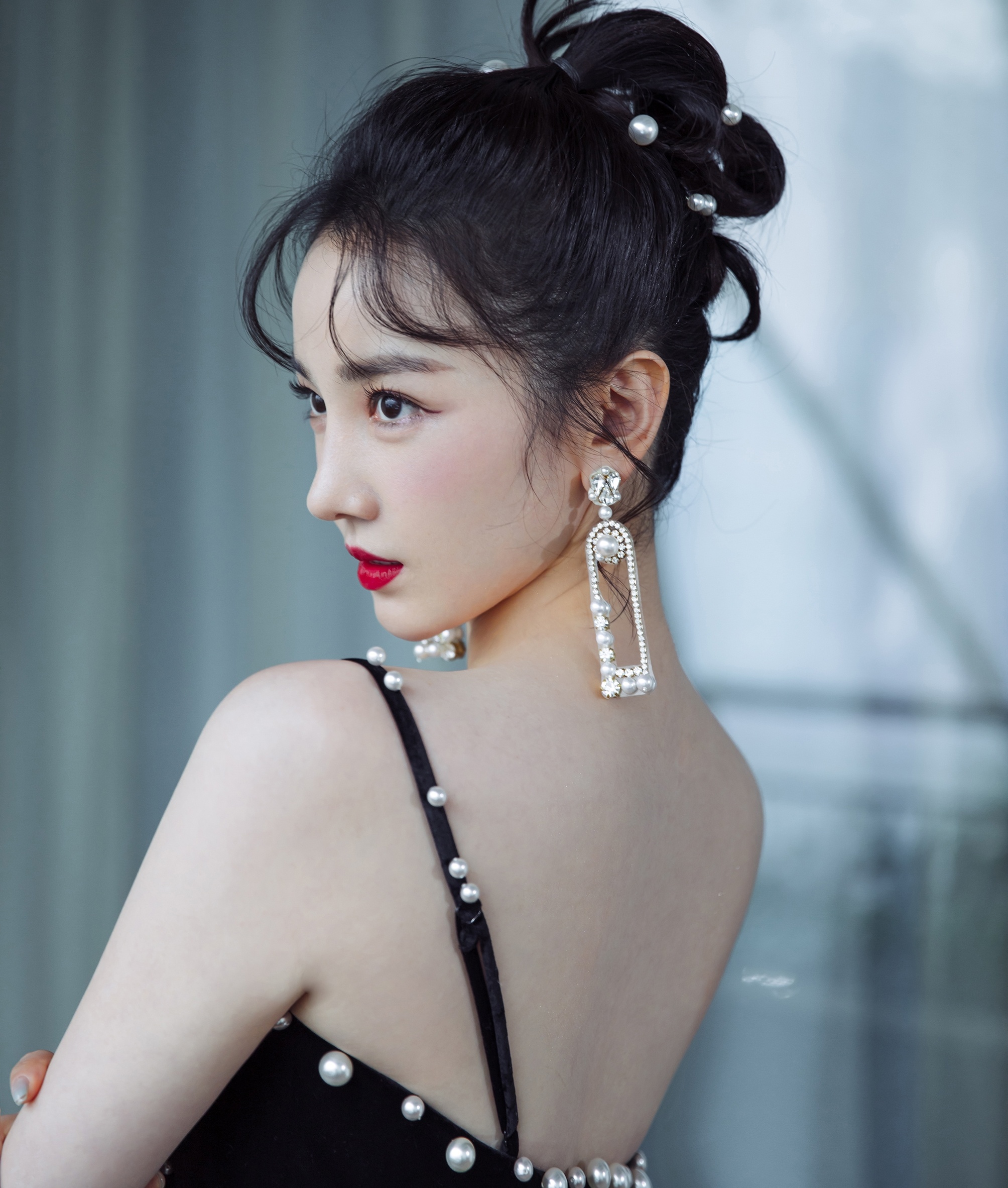 Hoc Chau phu nhan that bai anh 2