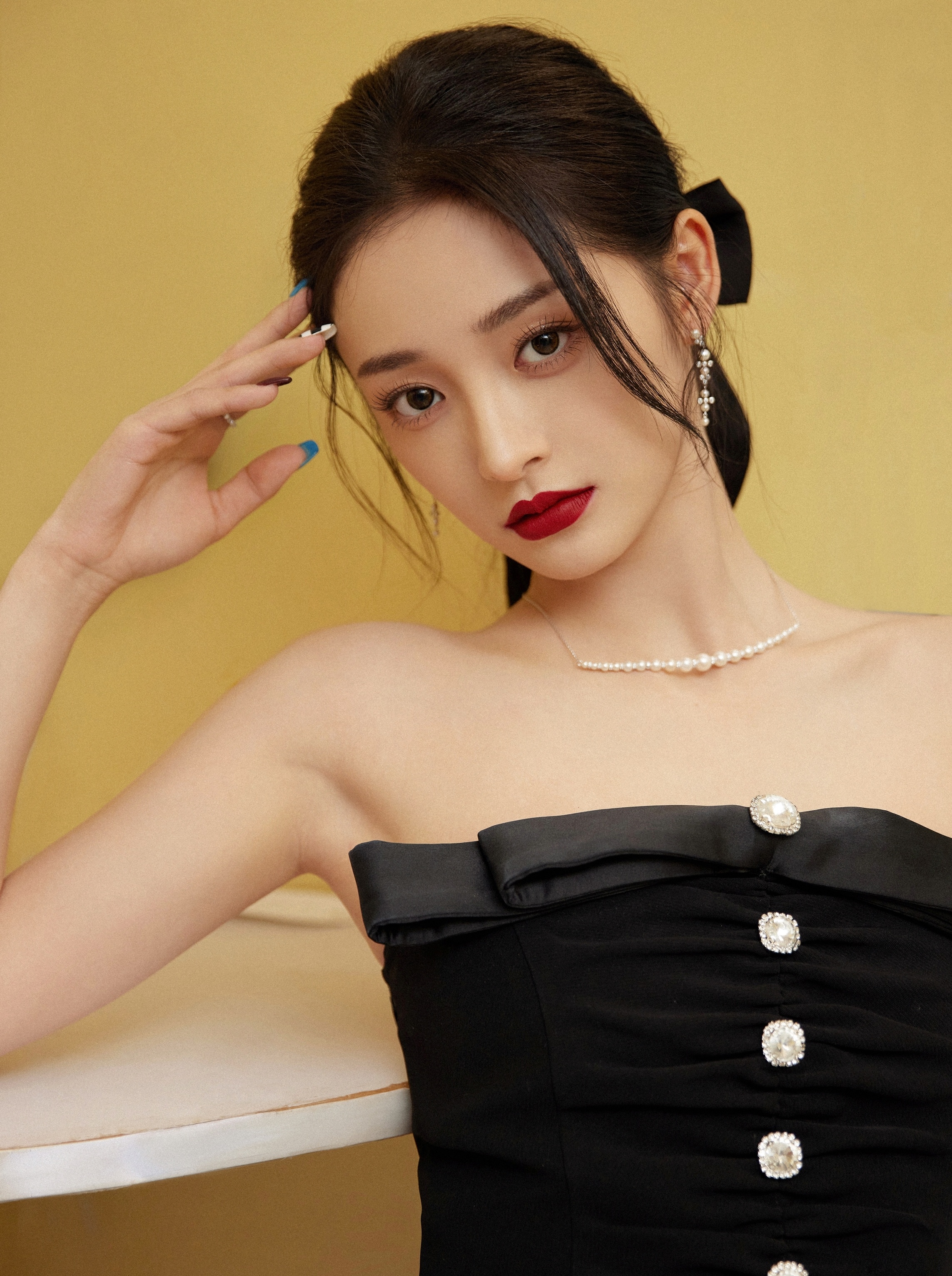 Hoc Chau phu nhan that bai anh 6