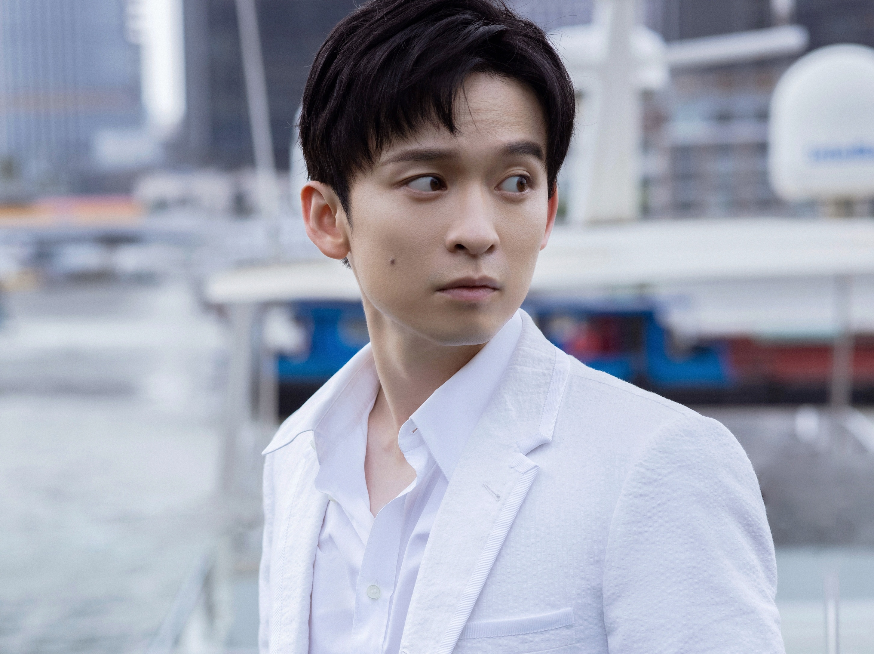 Dong Tu Kien ai la hung thu anh 5