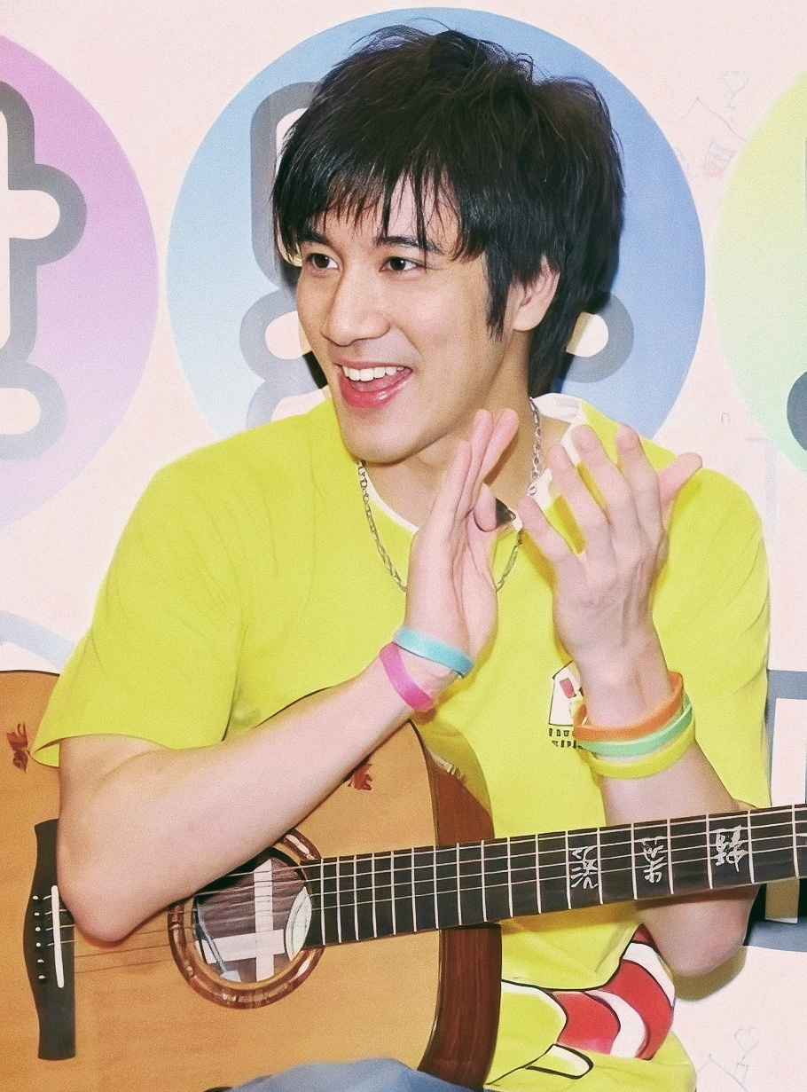 Vương Lực Hoành ly hôn ảnh 1 Vuong Luc Hoanh ly hon anh 1