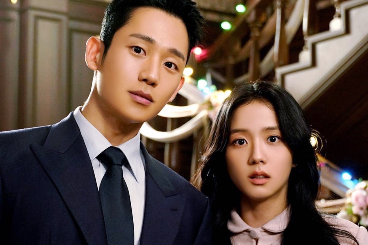 Phim co Ji Soo (BlackPink) dong chinh bi yeu cau dung chieu hinh anh