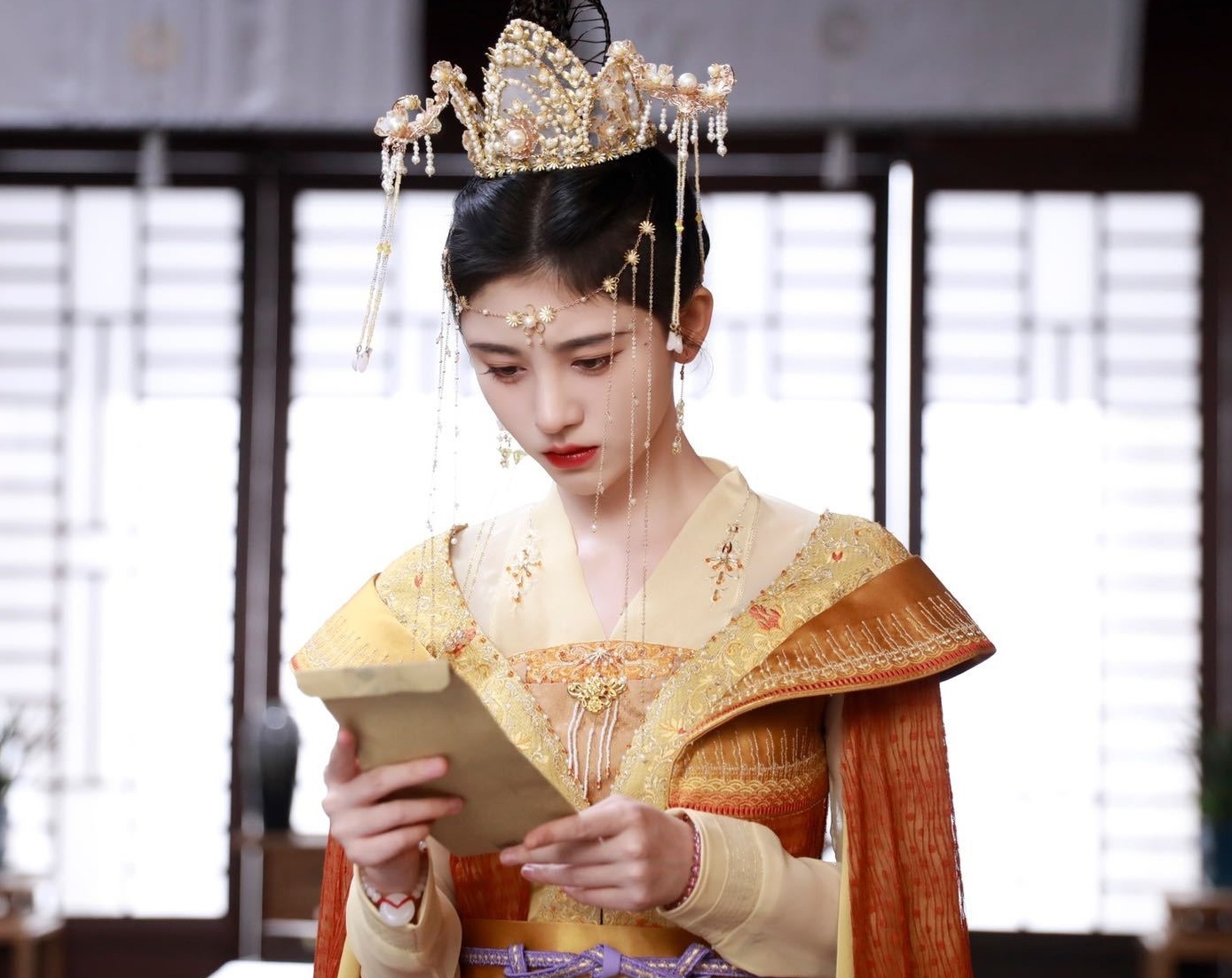 Cúc Tịnh Y diễn dở nhất năm 2021 ảnh 4 Cuc Tinh Y dien do nhat nam 2021 anh 4