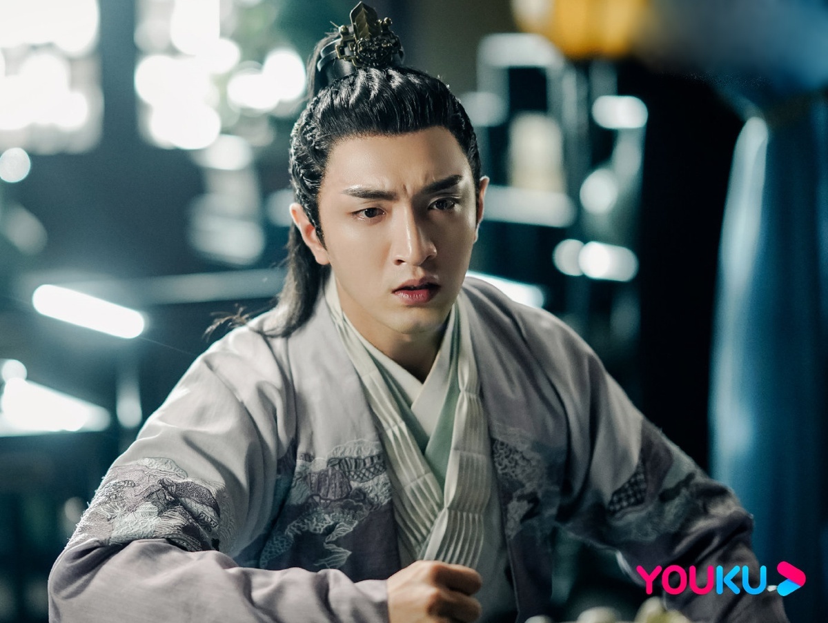 Cuc Tinh Y dien do nhat nam 2021 anh 5