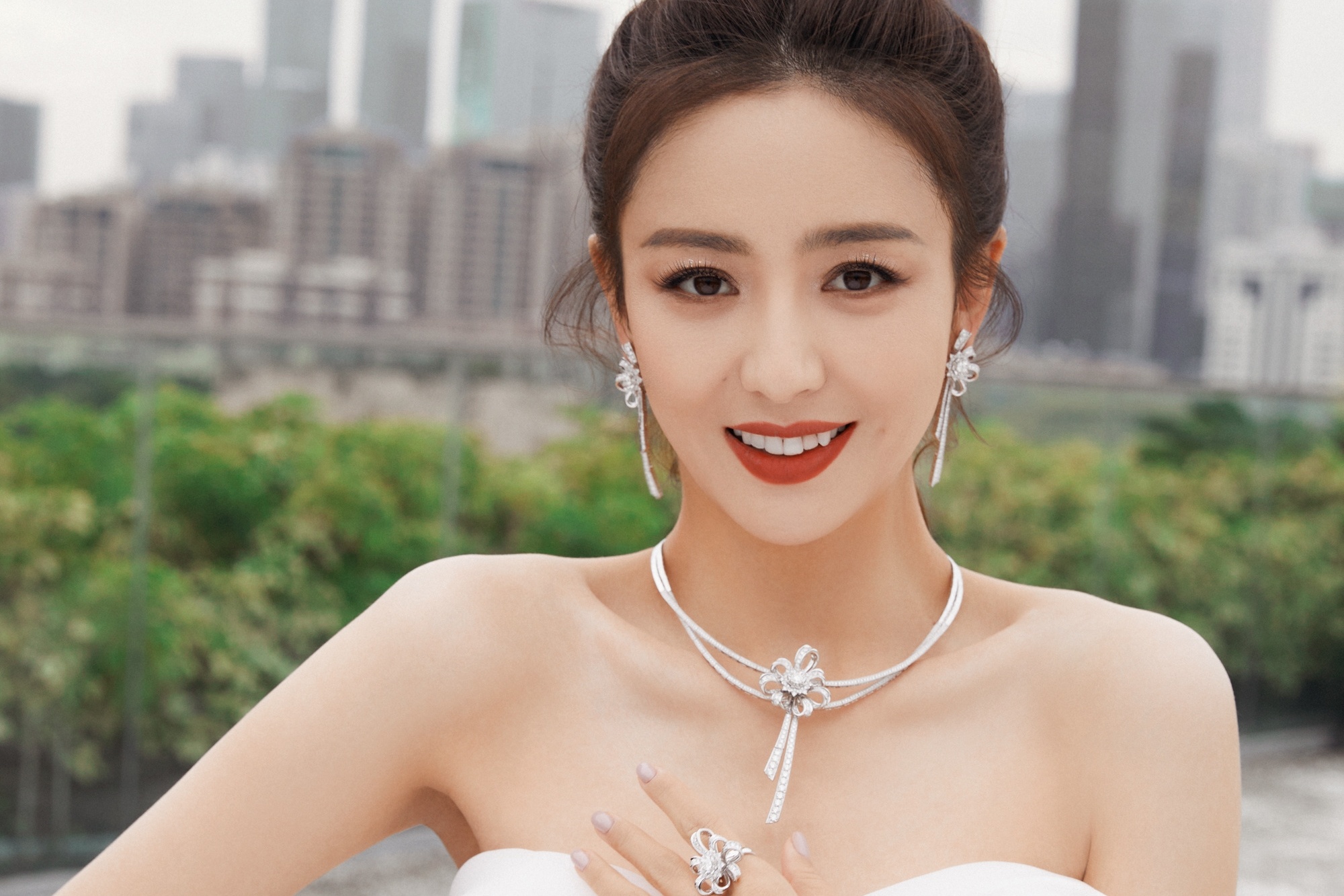 Ba nguoi bi bat vi tung tin Dong Le A cuoi lan hai hinh anh