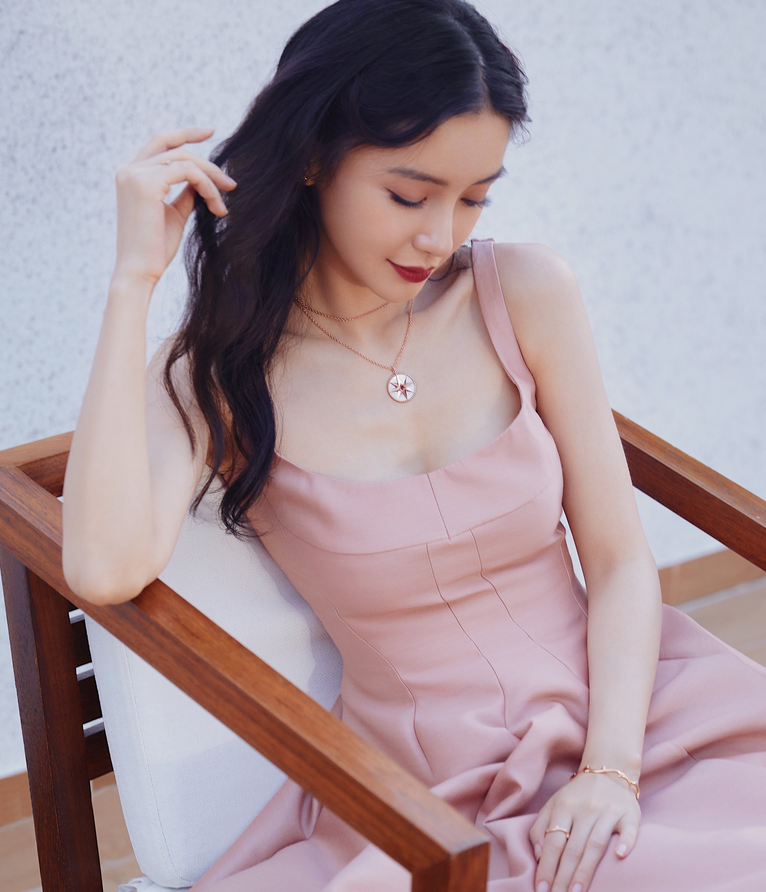 Angelababy diễn dở ảnh 1 Angelababy dien do anh 1