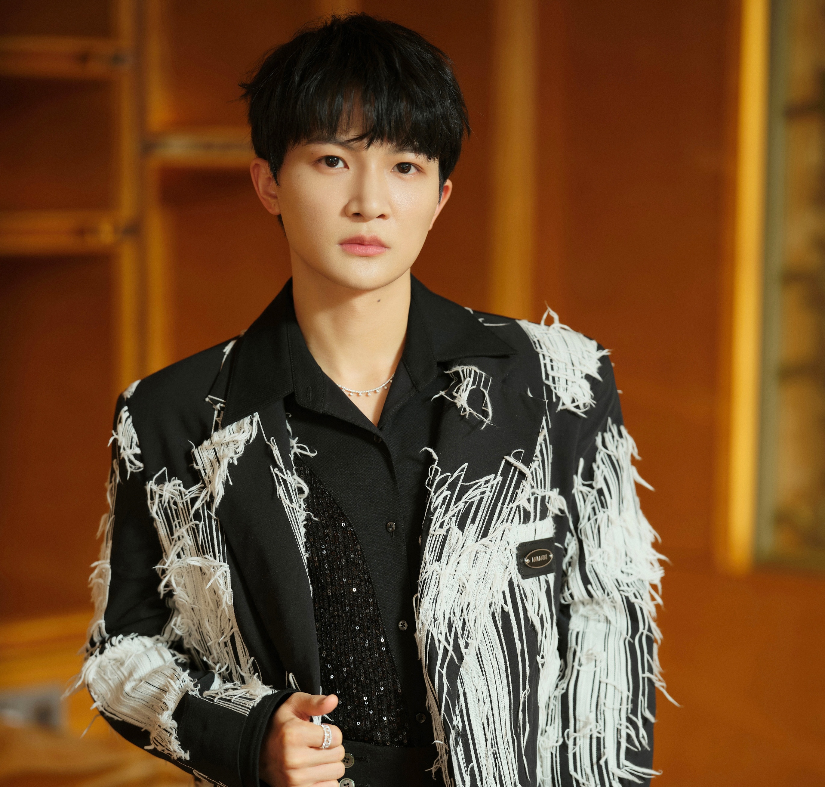 ong hoang nhac phim Chau Tham anh 2