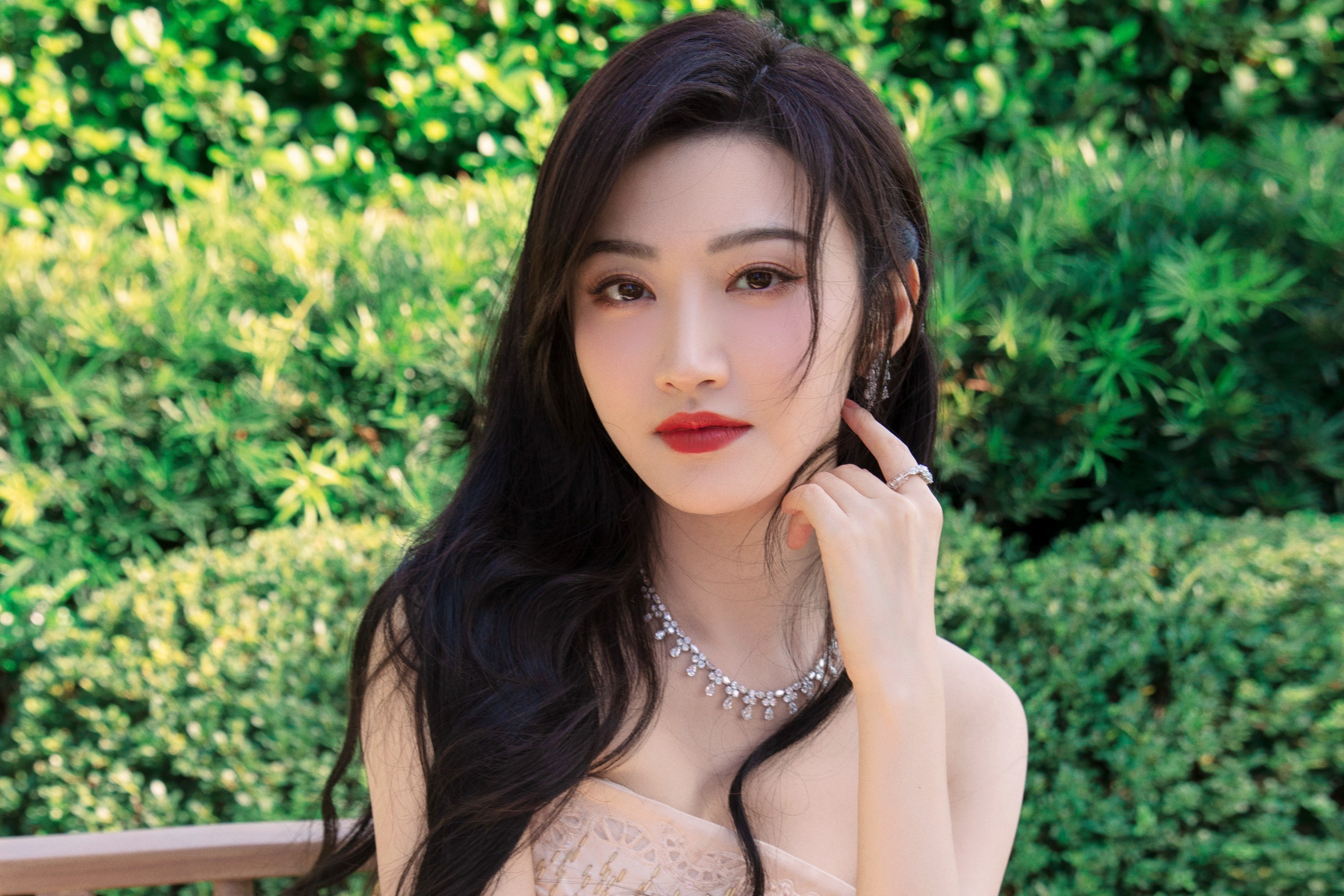 Canh Diem dien xuat troi sut hinh anh