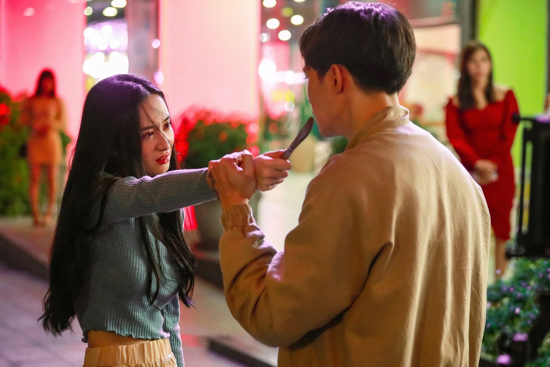 chia khoa tram ti anh 9