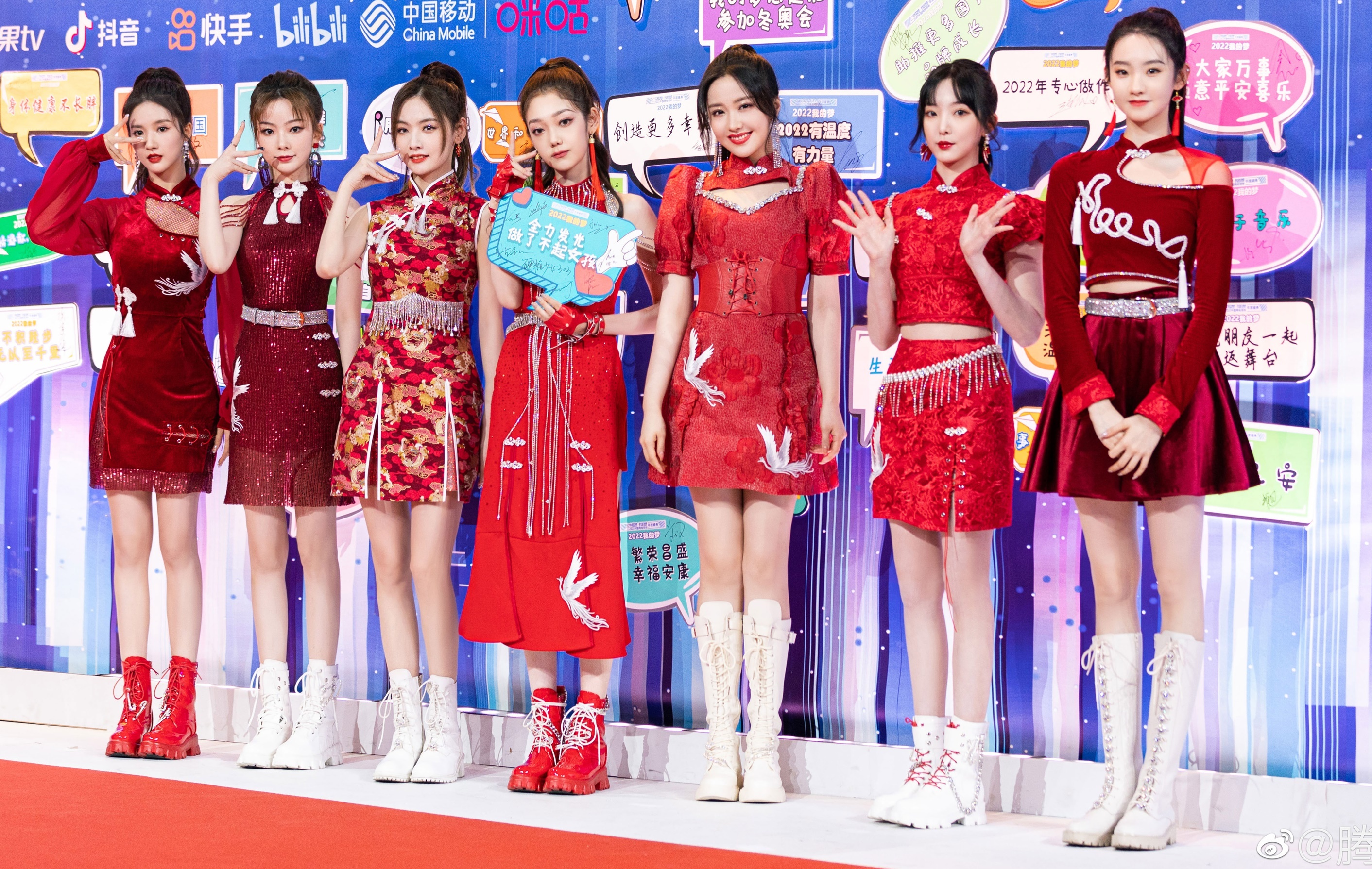 Dich Le Nhiet Ba dien vay cua nha thiet ke Pham Dang Anh Thu anh 15