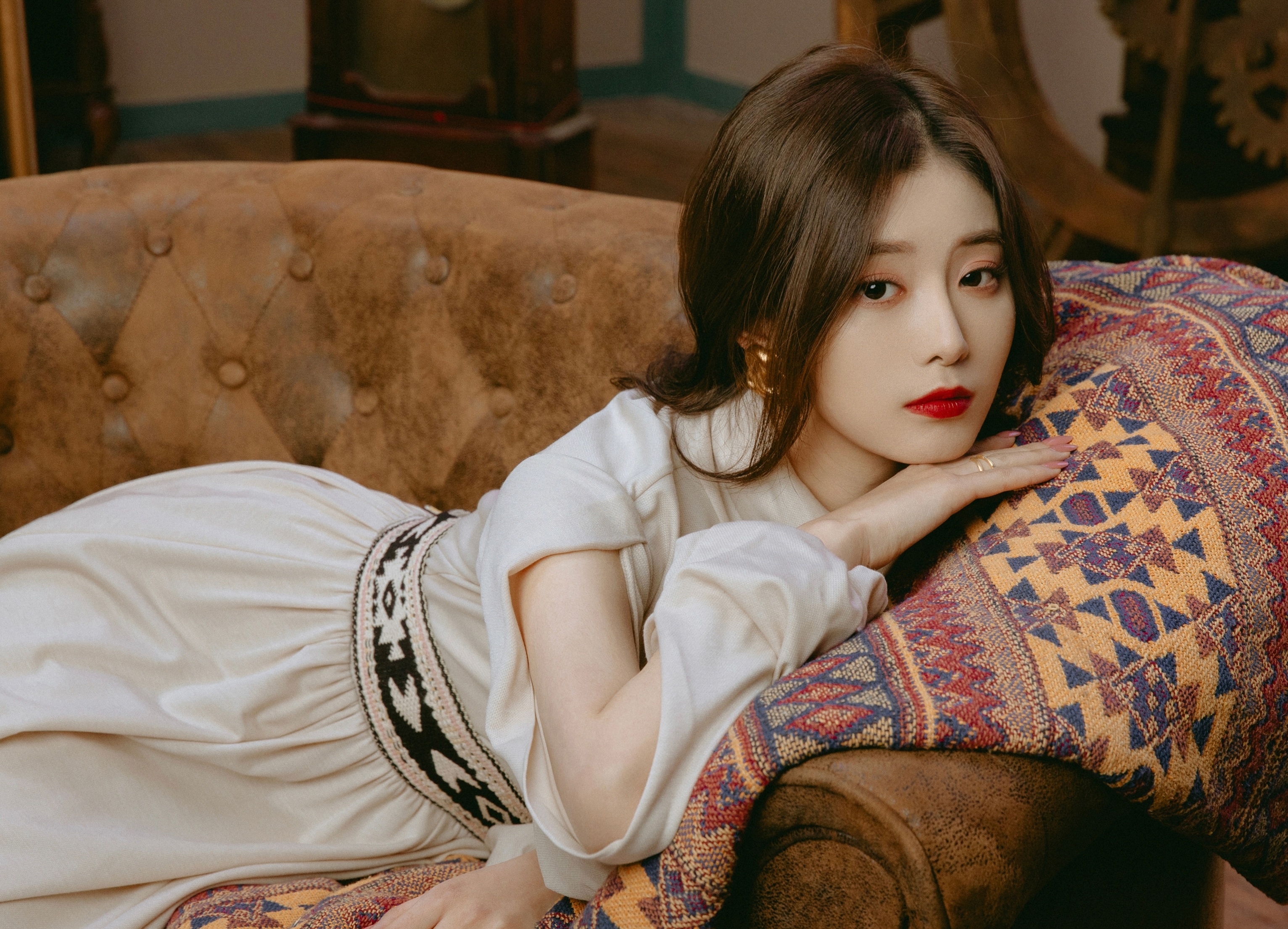 Nu than tuong duoc Hoang Tu Thao o be hinh anh