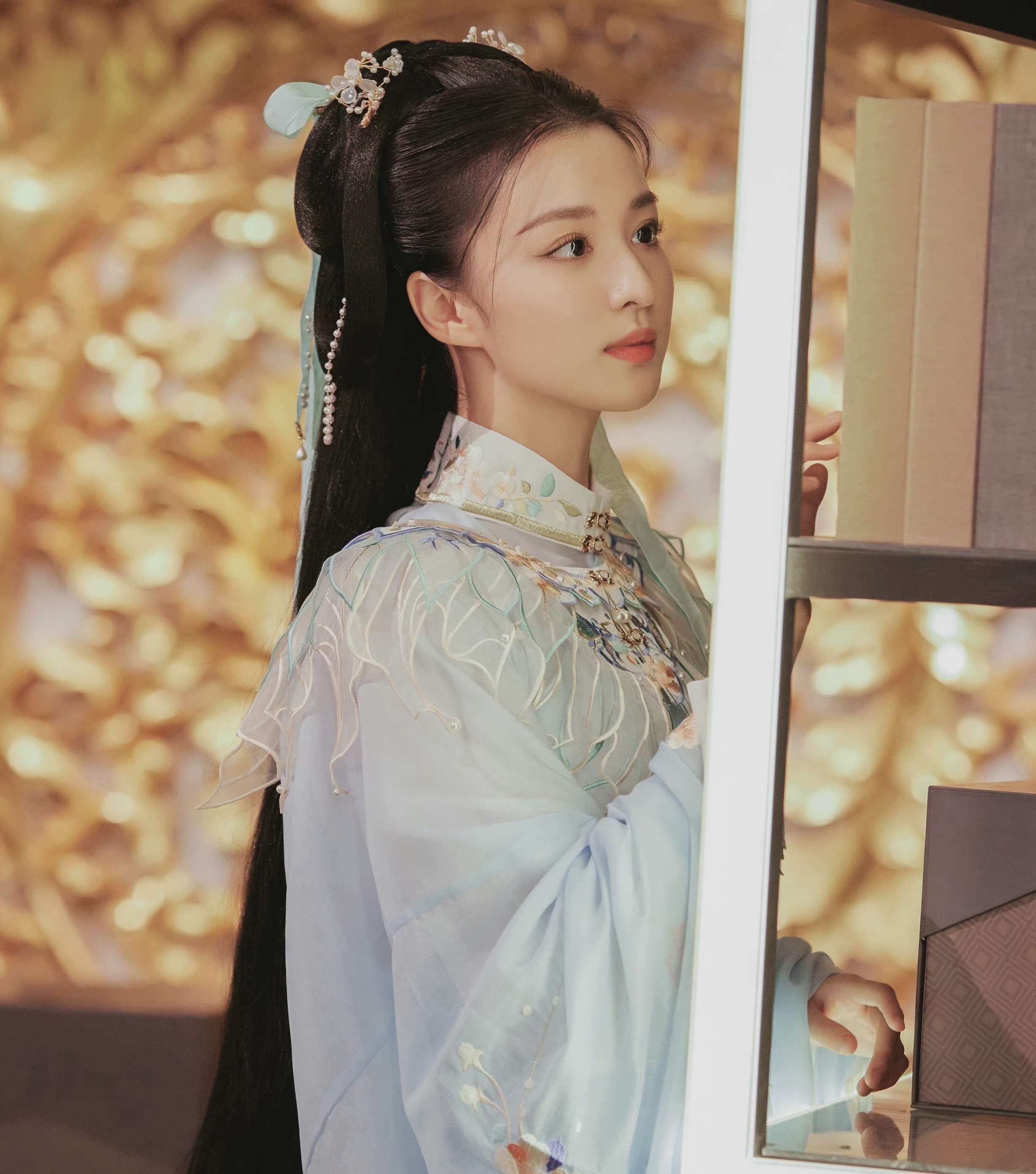 Ngô Cẩn Ngôn Hứa Khải trong phim Thượng thực ảnh 5 Ngo Can Ngon Hua Khai trong phim Thuong thuc anh 5