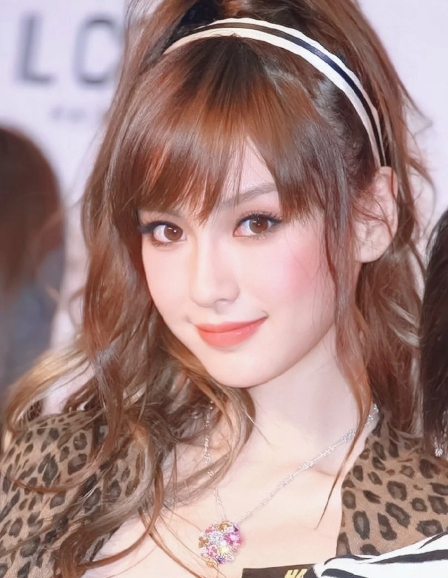 Angelababy khi tre anh 10