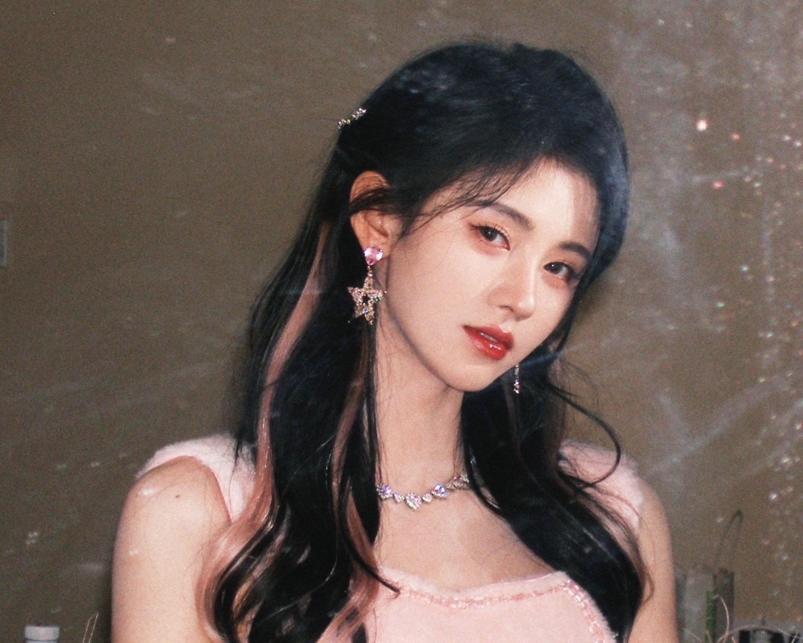 Cuc Tinh Y phim tien kiem 4 anh 9