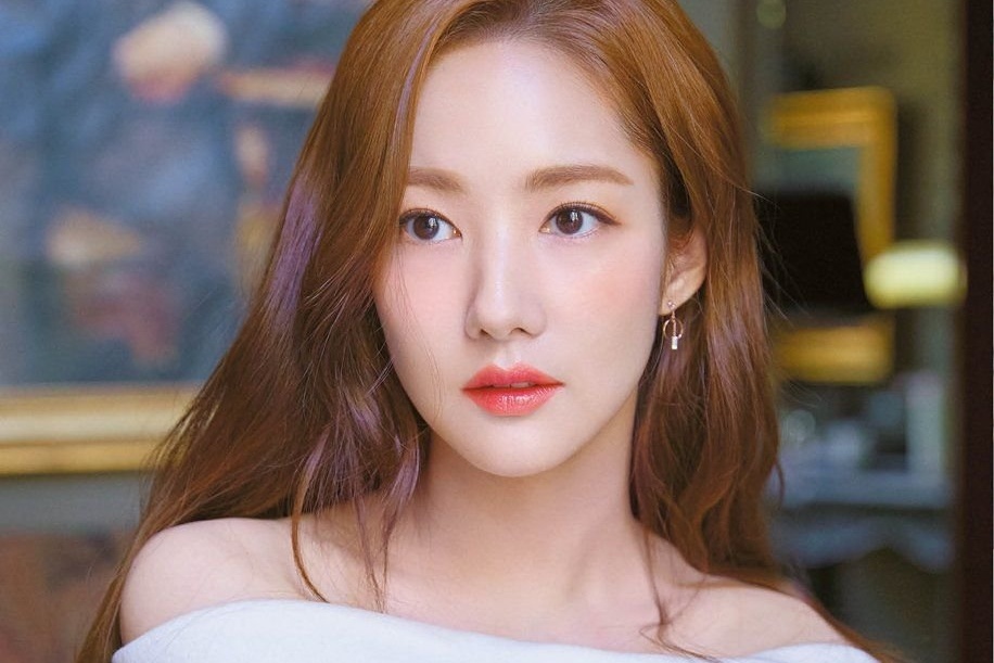 Park Min Young chet vai hinh anh