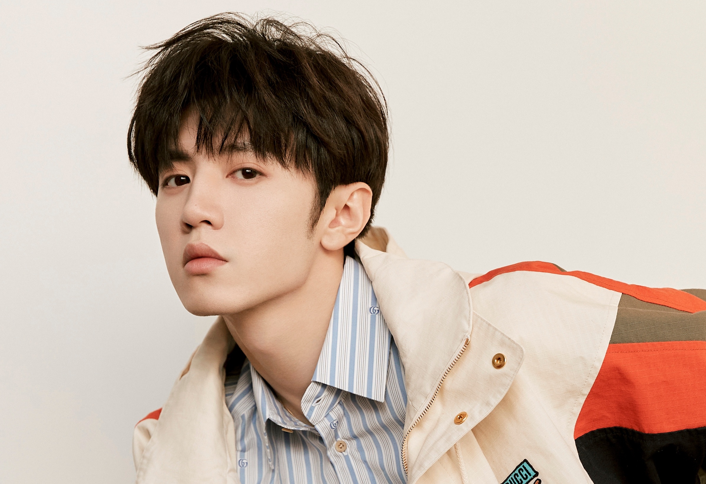 Cuc Tinh Y phim tien kiem 4 anh 10