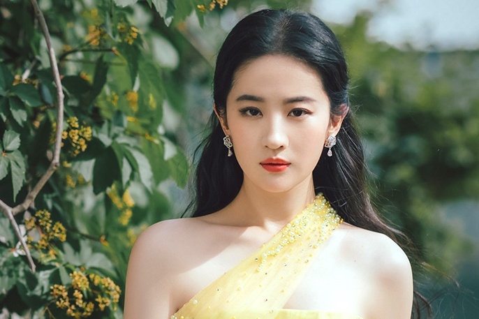 Luu Diec Phi thanh doi voi Ly Hien trong phim moi hinh anh