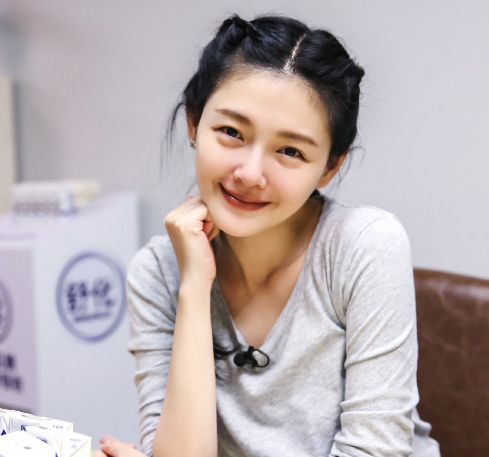 Tu Hy Vien tai hon anh 1