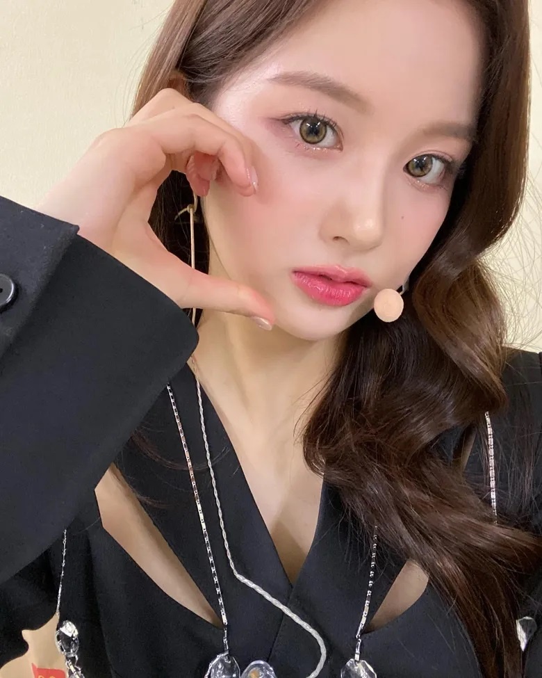 Sullyoon thành viên nhóm NMIXX ảnh 4 Sullyoon thanh vien nhom NMIXX anh 4