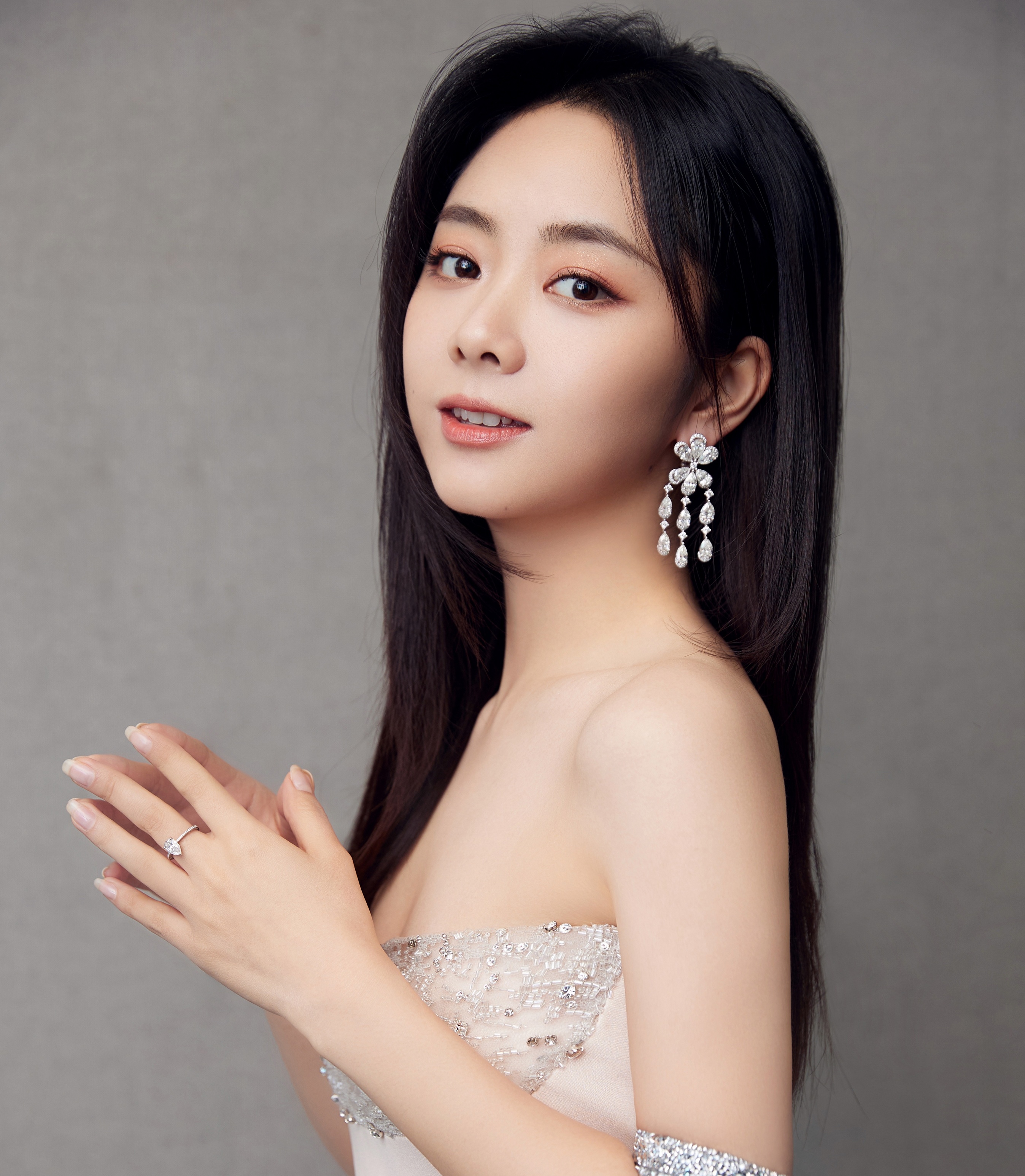 nu than kim ung 2022 anh 7