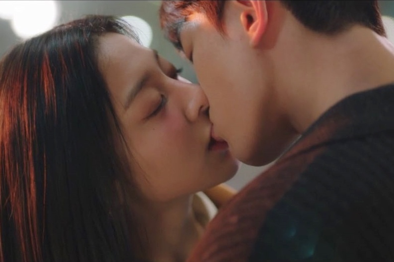 Hau truong canh hon trong 'Hen ho chon cong so' hinh anh