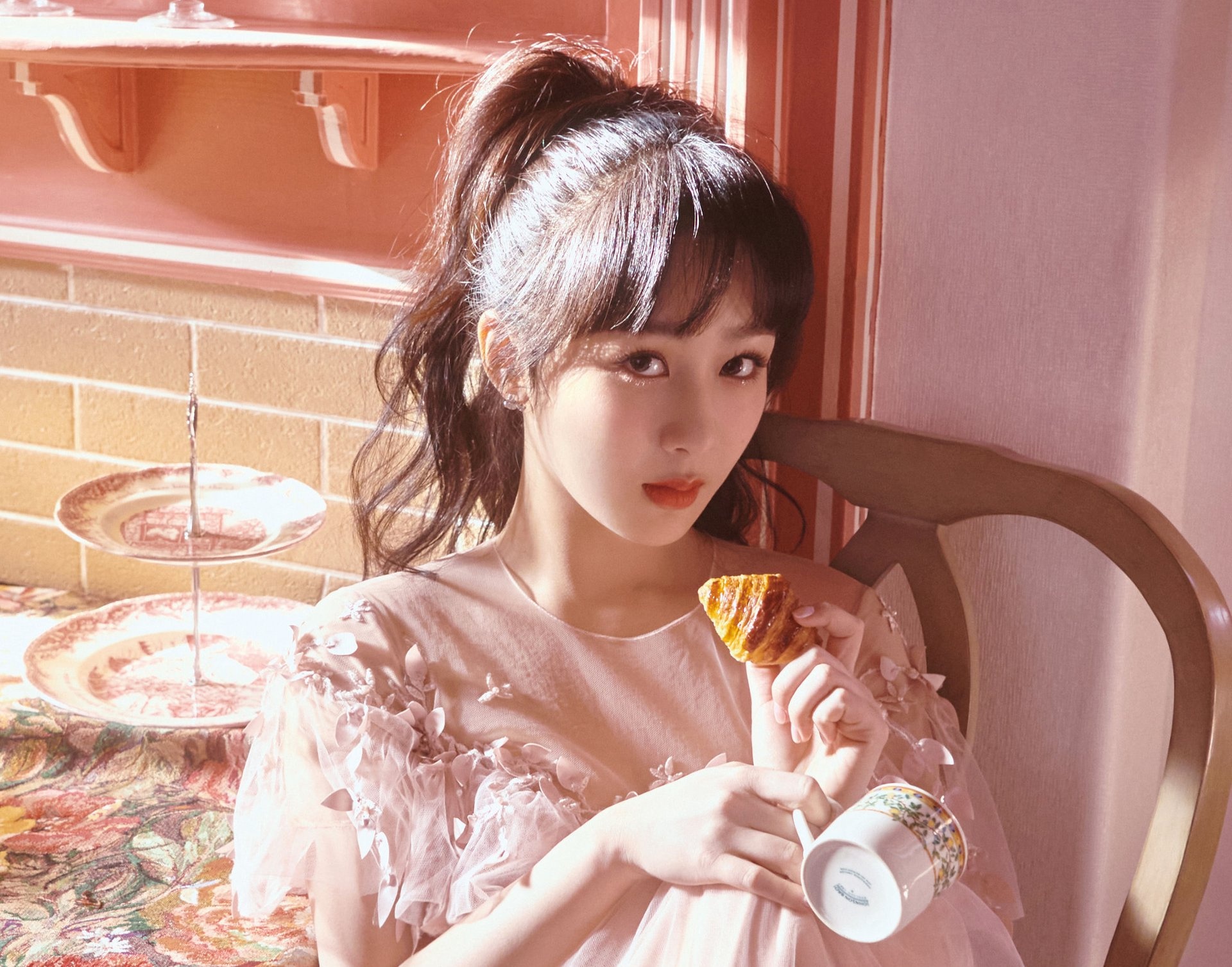 Dich Le Nhiet Ba ngu giao ky anh 7