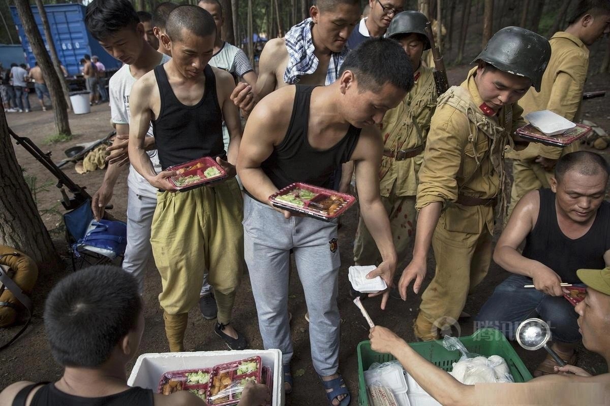 diễn viên quần chúng Trung Quốc ảnh 2 dien vien quan chung Trung Quoc anh 2