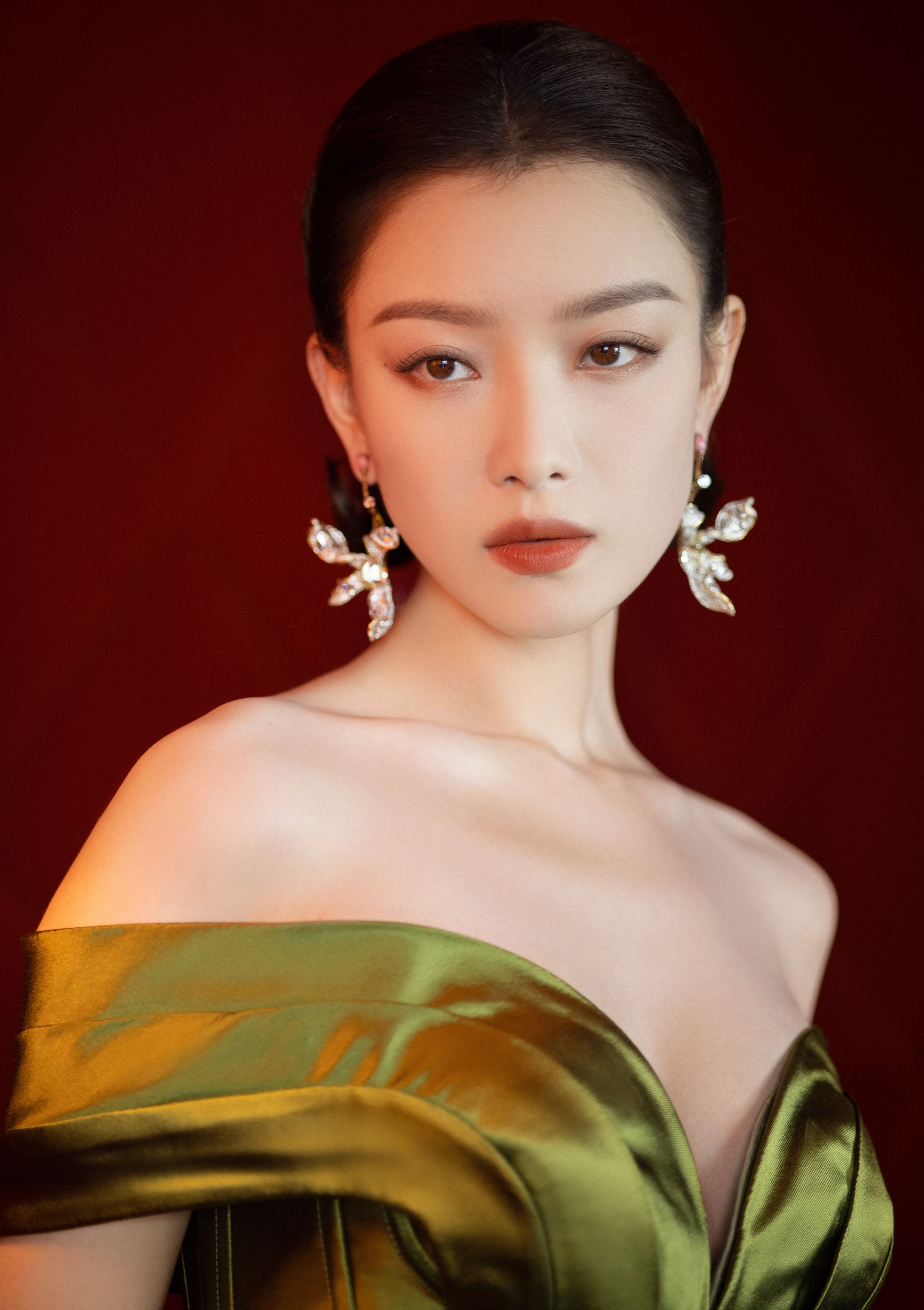 Dang Luan tron thue anh 8