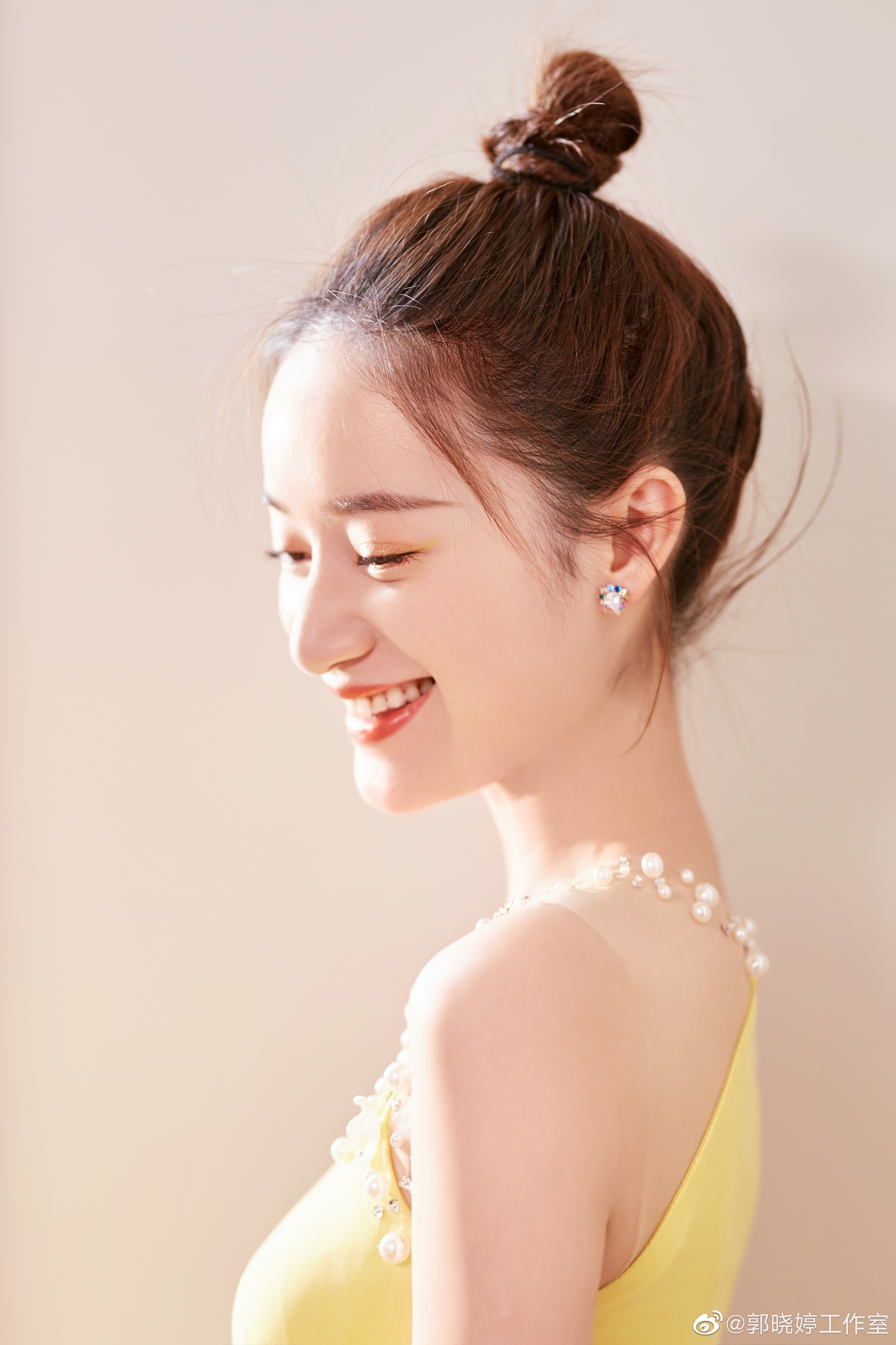 Ngu giao ky dich le nhiet ba anh 8