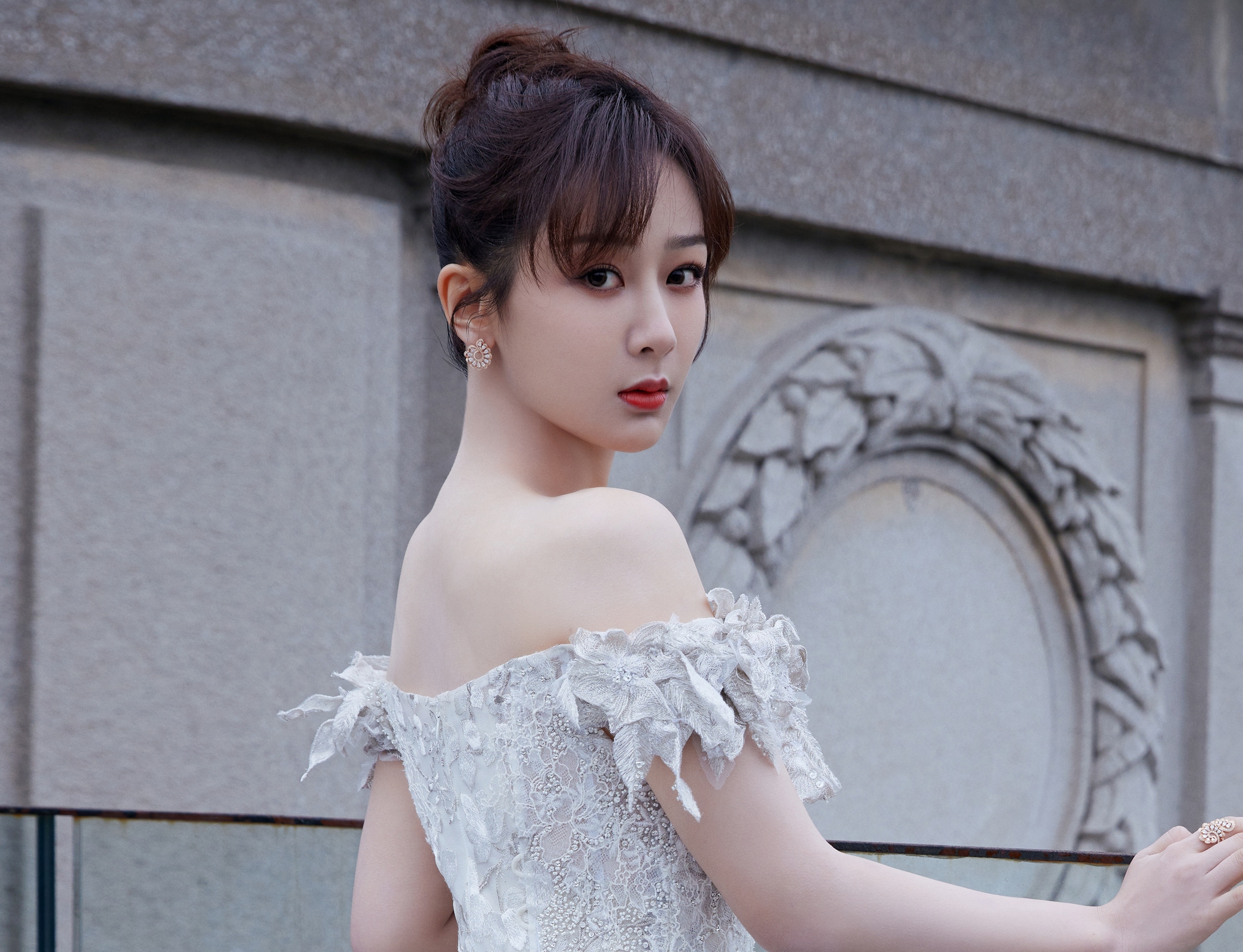 Địch Lệ Nhiệt Ba ngự giao ký ảnh 5 Dich Le Nhiet Ba ngu giao ky anh 5