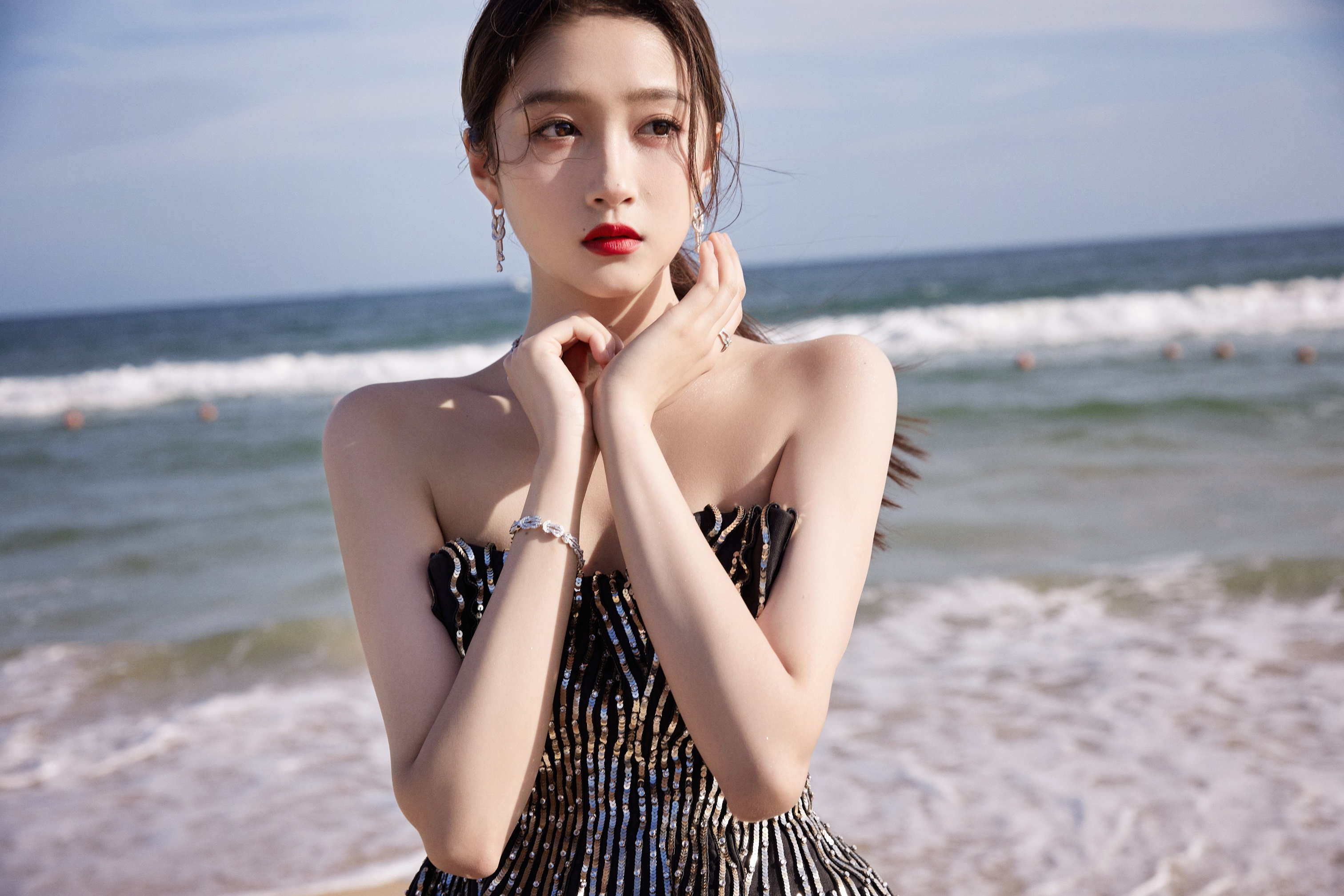 Quan Hiểu Đồng bị kiện ảnh 3 Quan Hieu Dong bi kien anh 3