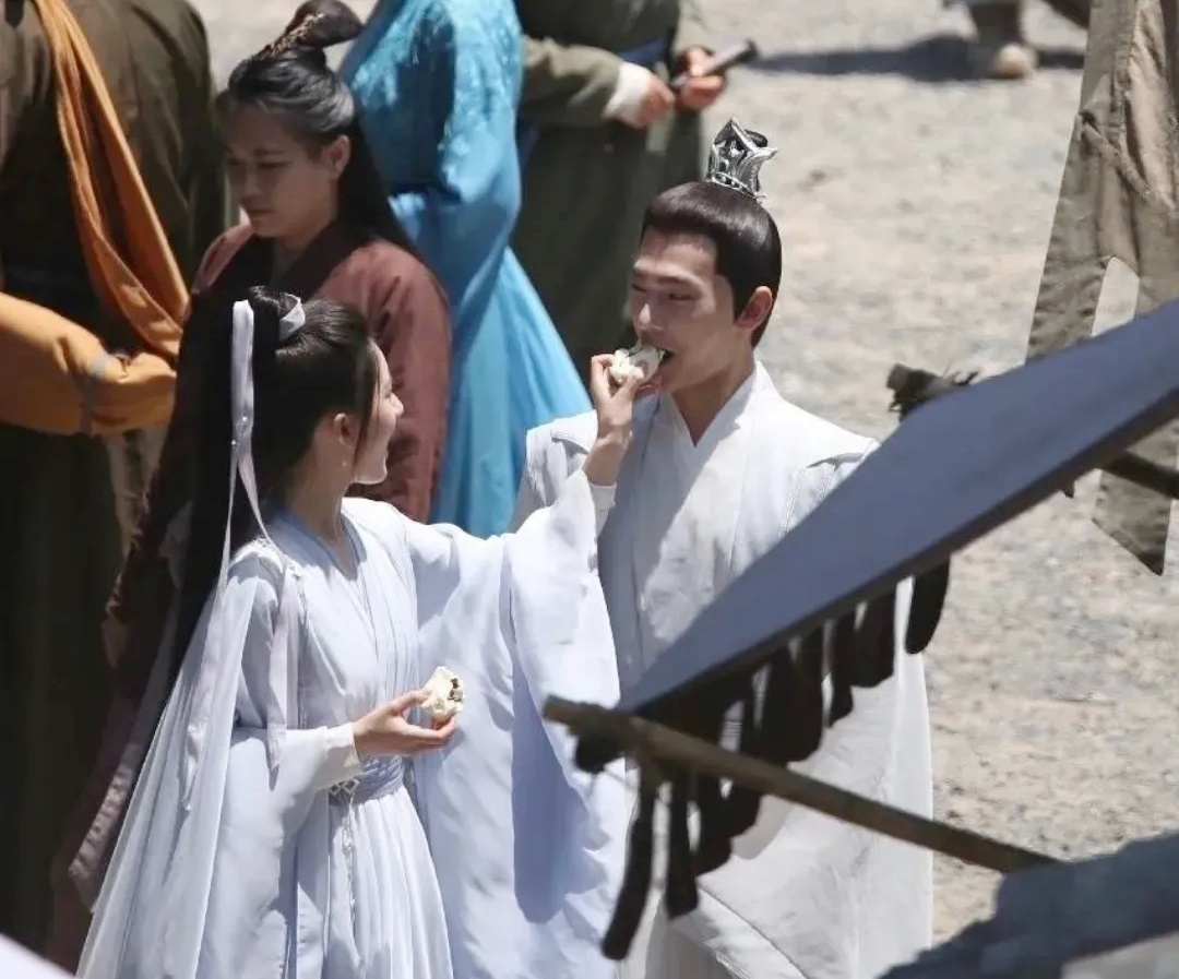 Dương Dương hẹn hò Triệu Lộ Tư ảnh 1 Duong Duong hen ho Trieu Lo Tu anh 1