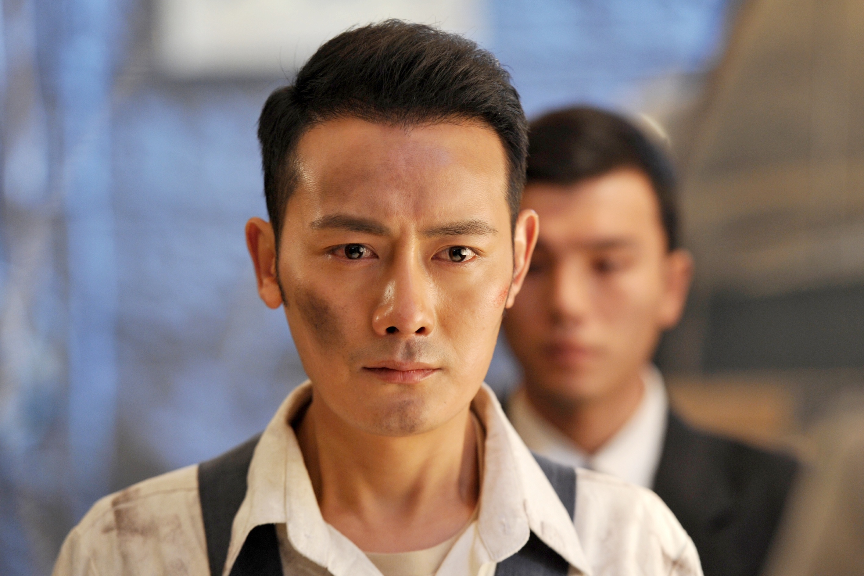 Nam dien vien 'Cam y chi ha' ve que nuoi ga hinh anh