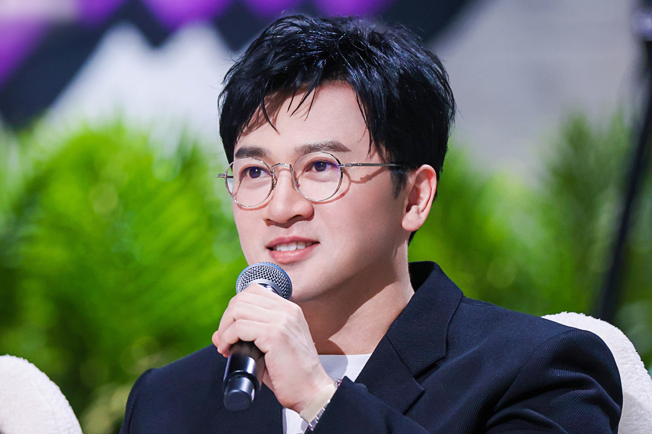 To Huu Bang la tam diem ban luan vi tang can hinh anh