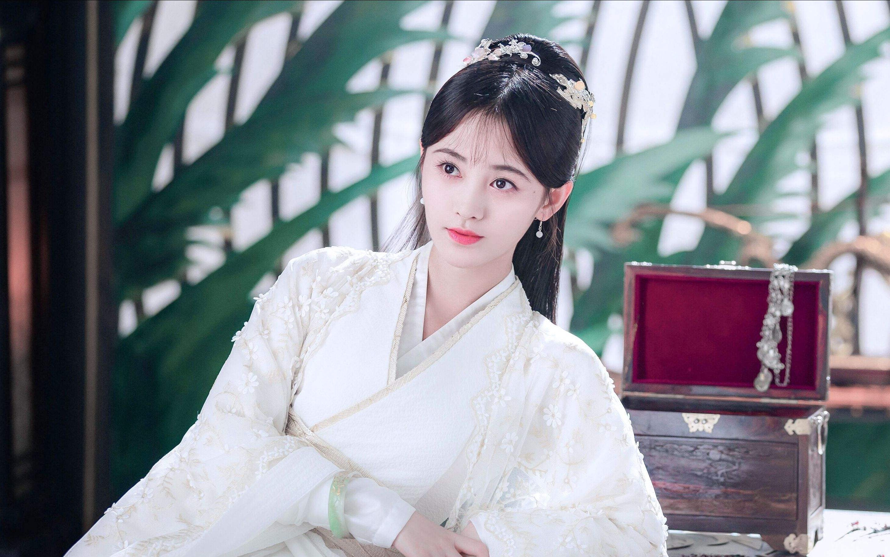 Van Tich truyen quay lai anh 4