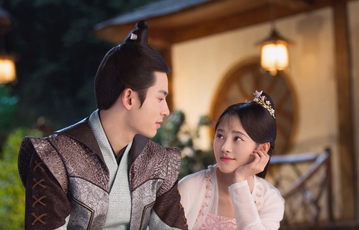 Van Tich truyen quay lai anh 1