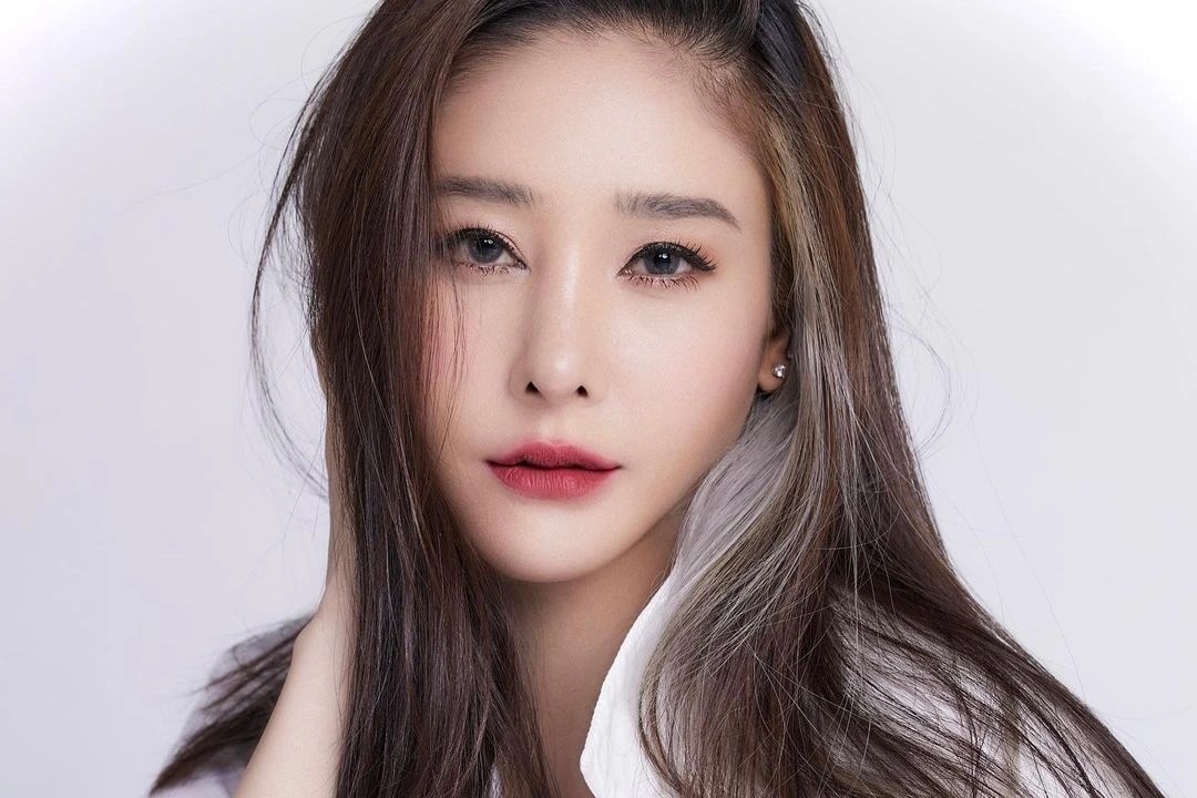 Vu an ngoi sao 'Chiec la cuon bay' tu nan co them nghi pham hinh anh