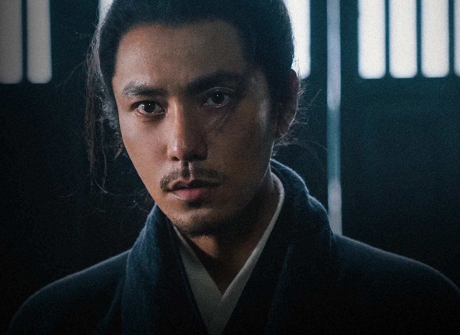 Phong khoi lung tay rating thap ky luc anh 1