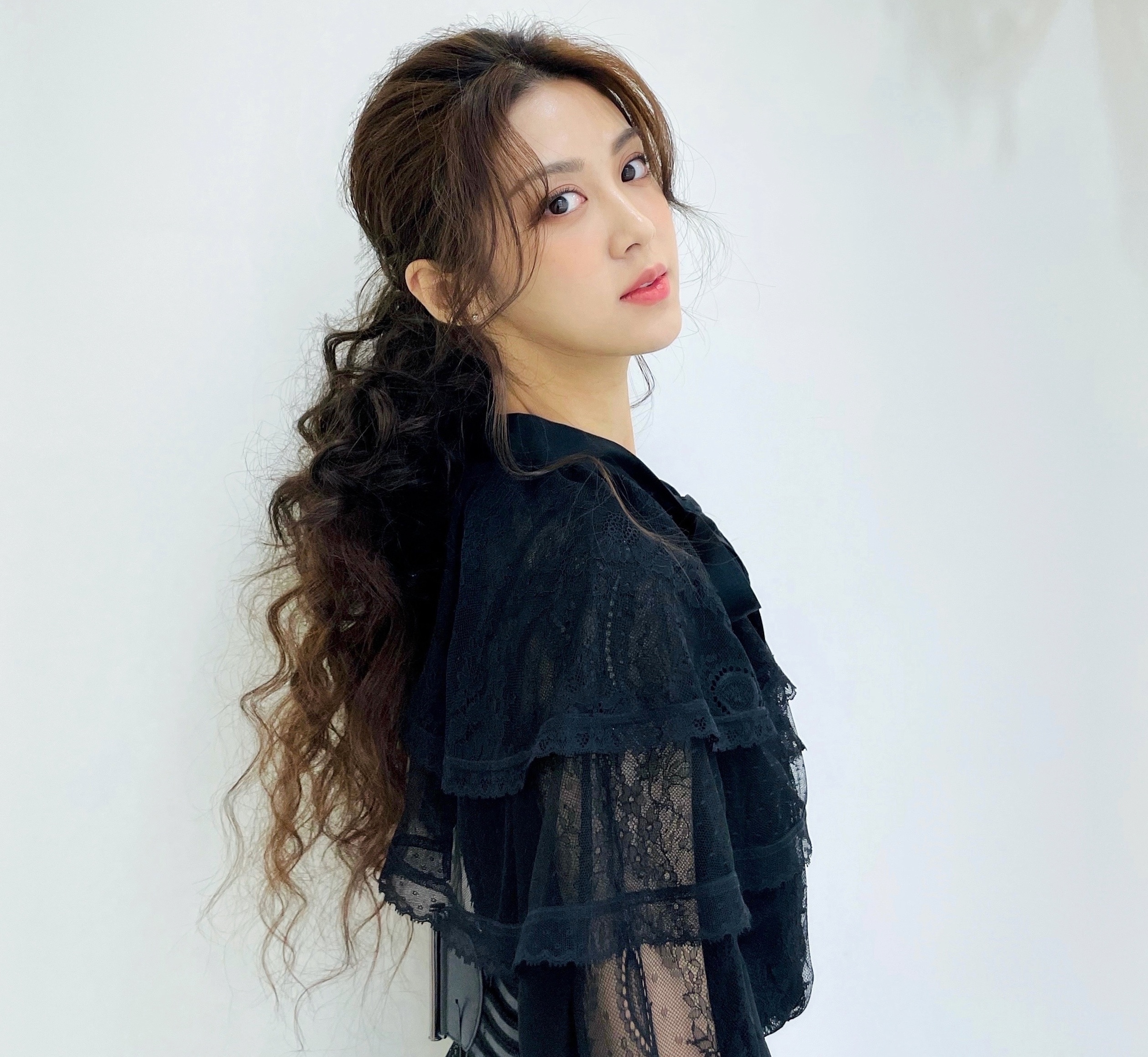 Lên nhầm kiệu hoa được chồng như ý Điền Hi Vi ảnh 10 Len nham kieu hoa duoc chong nhu y Dien Hi Vi anh 10