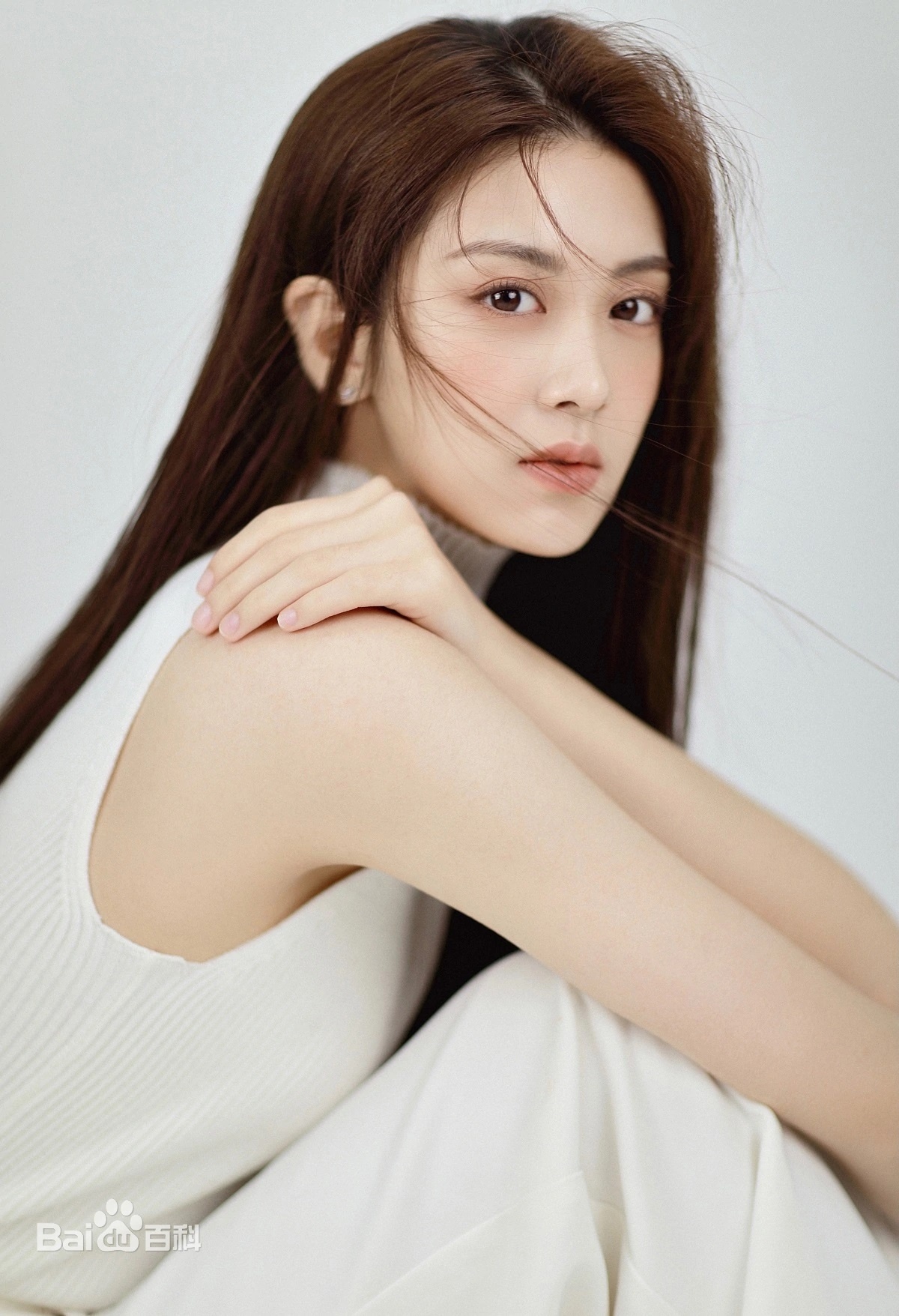 Lên nhầm kiệu hoa được chồng như ý Điền Hi Vi ảnh 1 Len nham kieu hoa duoc chong nhu y Dien Hi Vi anh 1