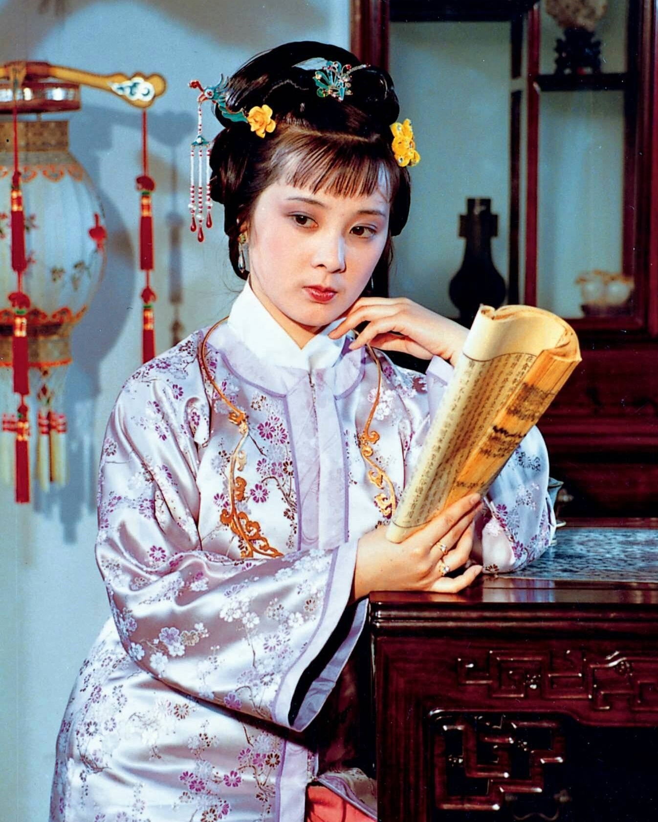 Hong lau mong 1987 anh 12