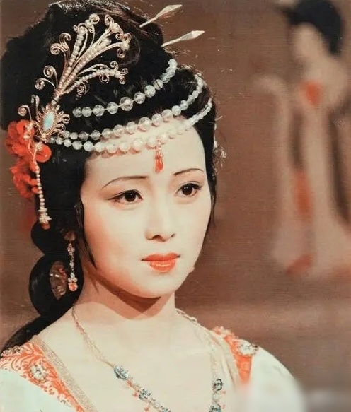 Hong lau mong 1987 anh 9