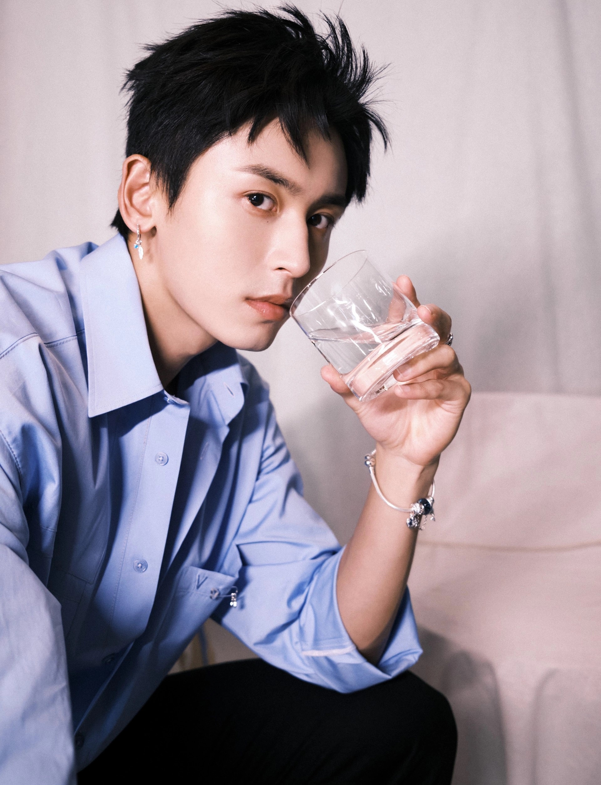 Trương Triết Hạn tố Cung Tuấn ảnh 3 Truong Triet Han to Cung Tuan anh 3